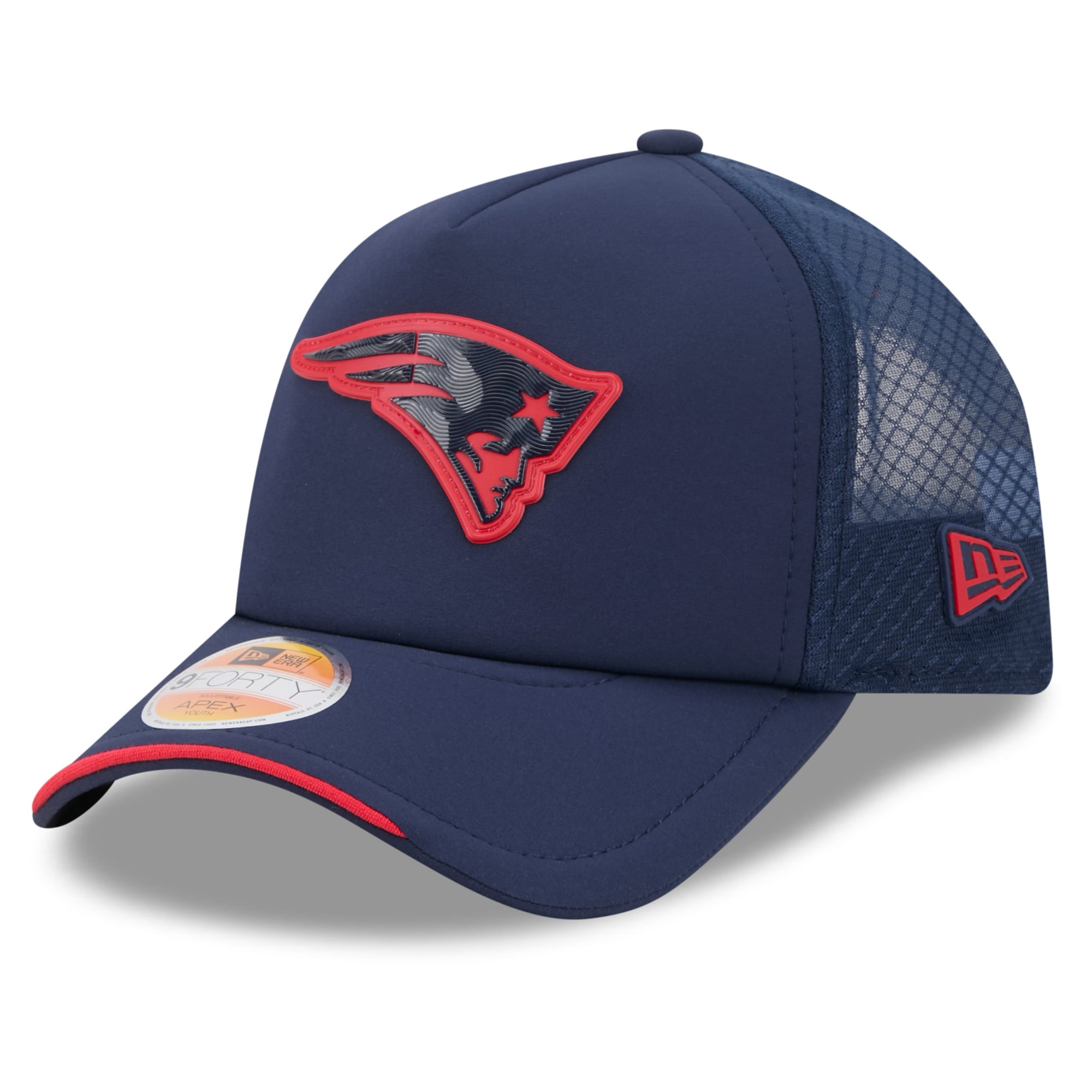 Youth New Era Navy New England Patriots 2026 Sideline Apex 9FORTY Adjustable Trucker Hat