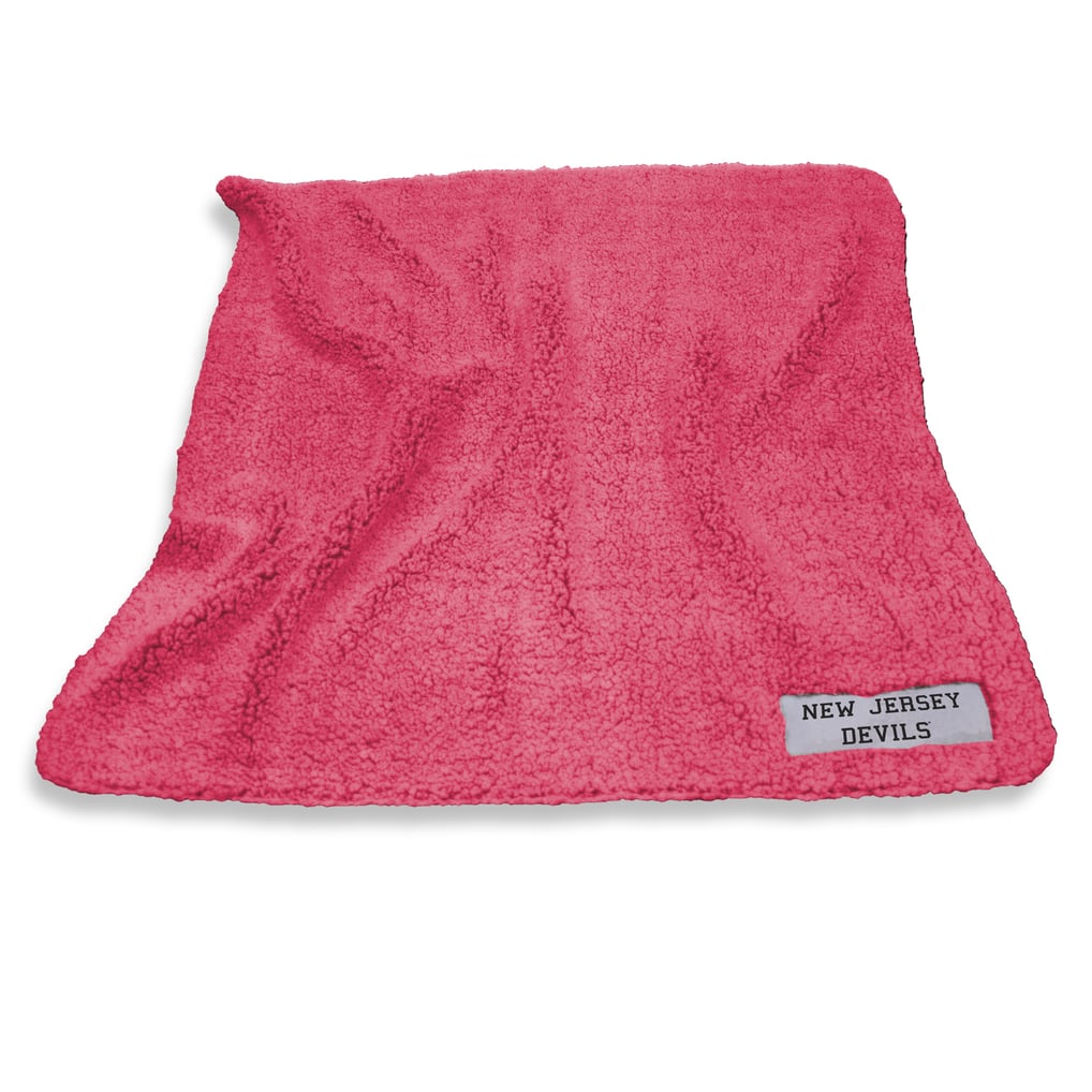 New Jersey Devils 60'' x 50'' Frosty Fleece Blanket