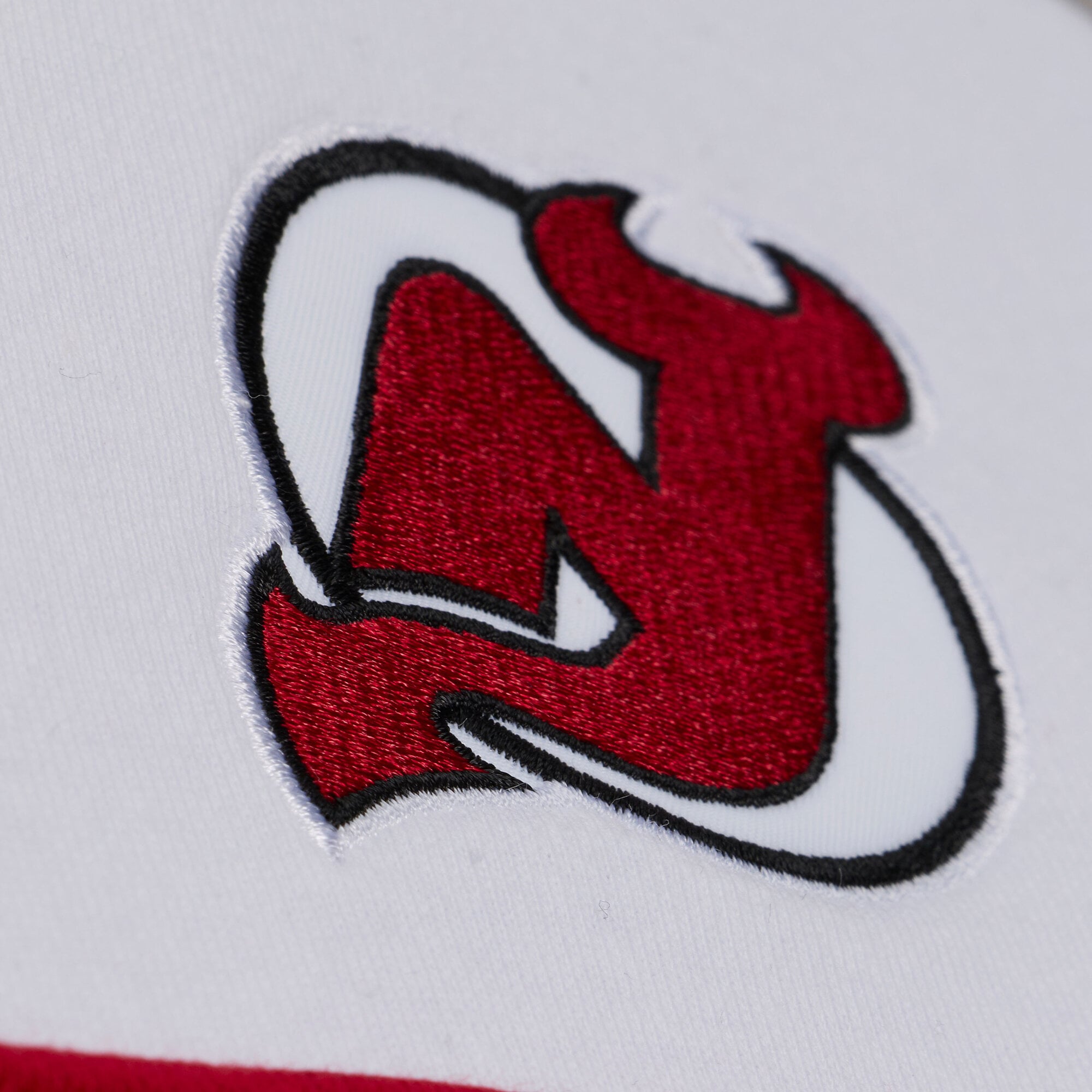 Women's Mitchell & Ness  White/Black New Jersey Devils Head Coach Hoodie