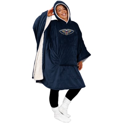 New Orleans Pelicans Pegasus Team Color 50" x 70" Bloncho Sherpa Fan Cape