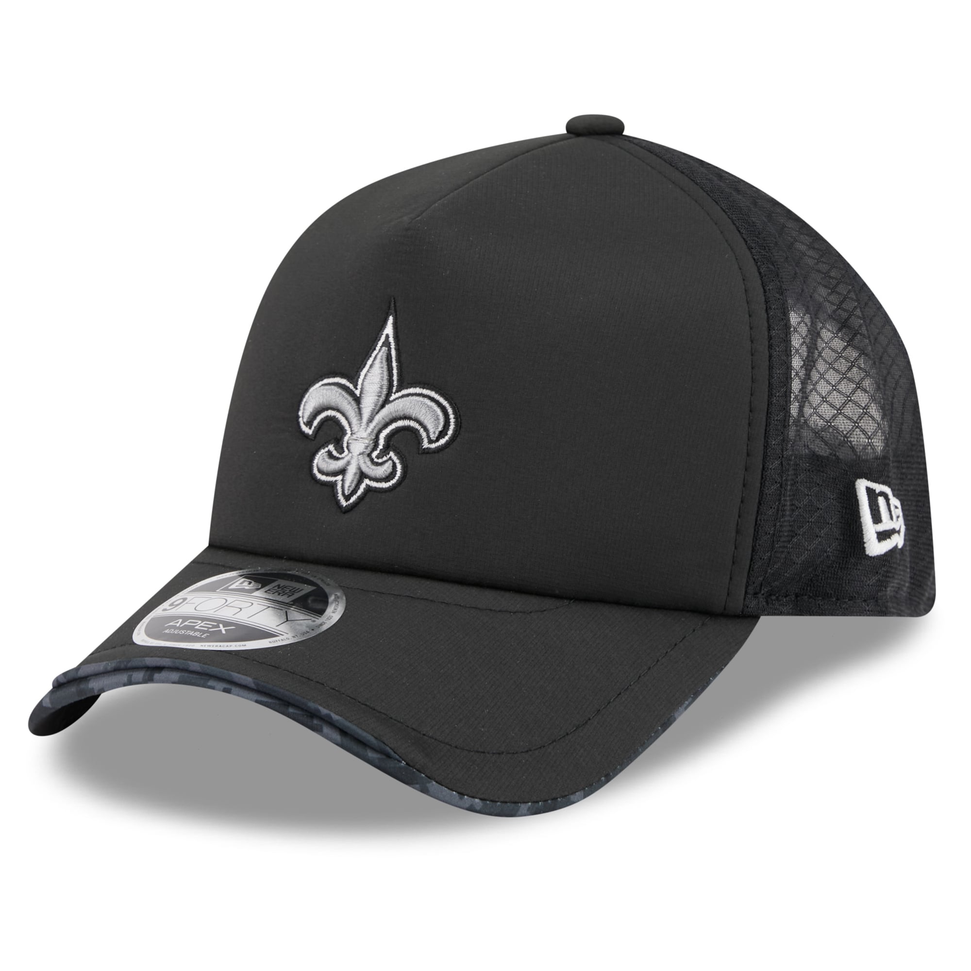 Men's New Era Black New Orleans Saints 2026 Salute To Service Apex 9FORTY Adjustable Trucker Hat