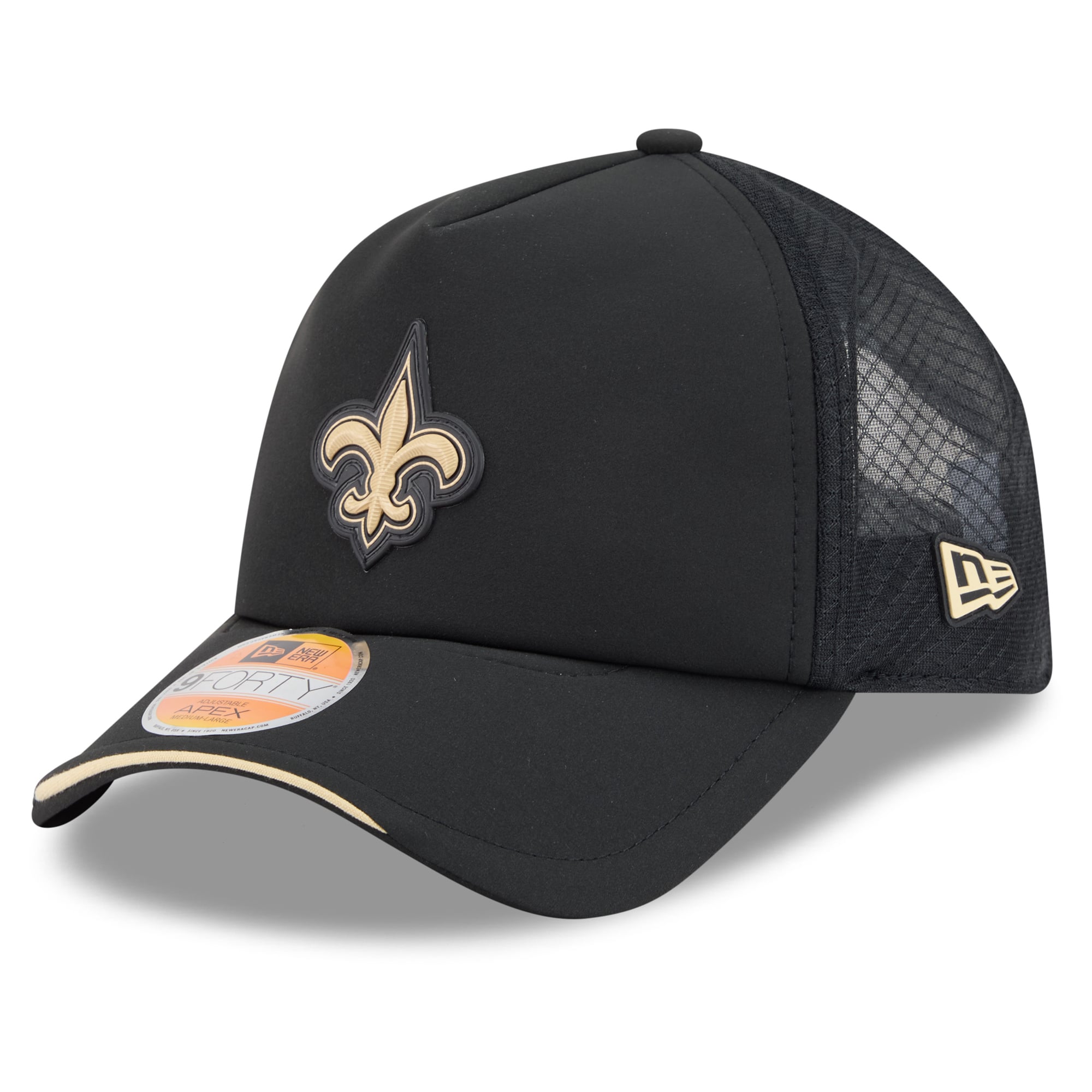 Men's New Era Black New Orleans Saints 2026 Sideline Apex 9FORTY Adjustable Trucker Hat