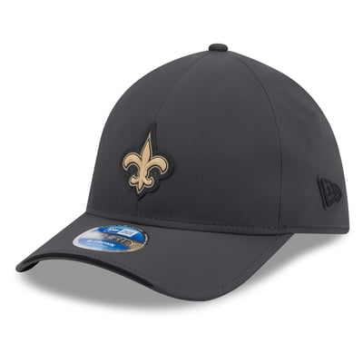 New Orleans Saints New Era 2026 Sideline Cold Weather  39THIRTY M-Crown Stretch Hat - Charcoal