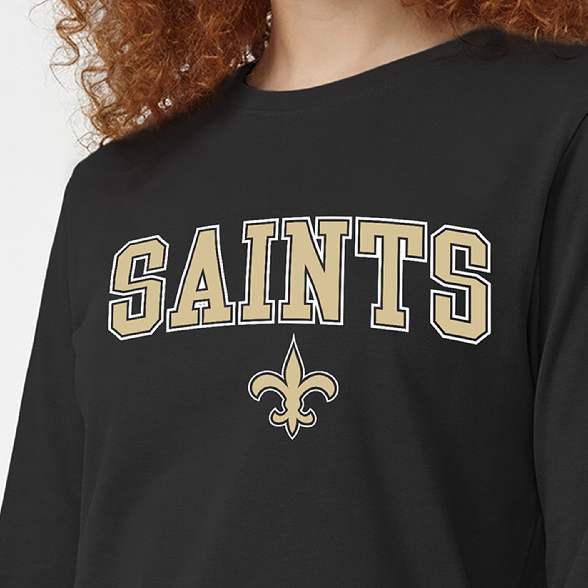 T-shirt à manches longues Champion noir pour femmes, logo des Saints de la Nouvelle-Orléans