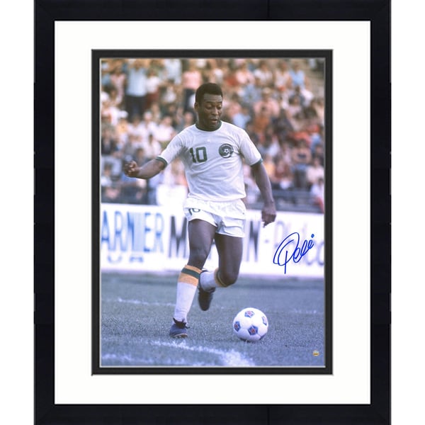 Photo Autographiée PELE 8x10 - Authentifiée JSA - Football Légende - Modifiée