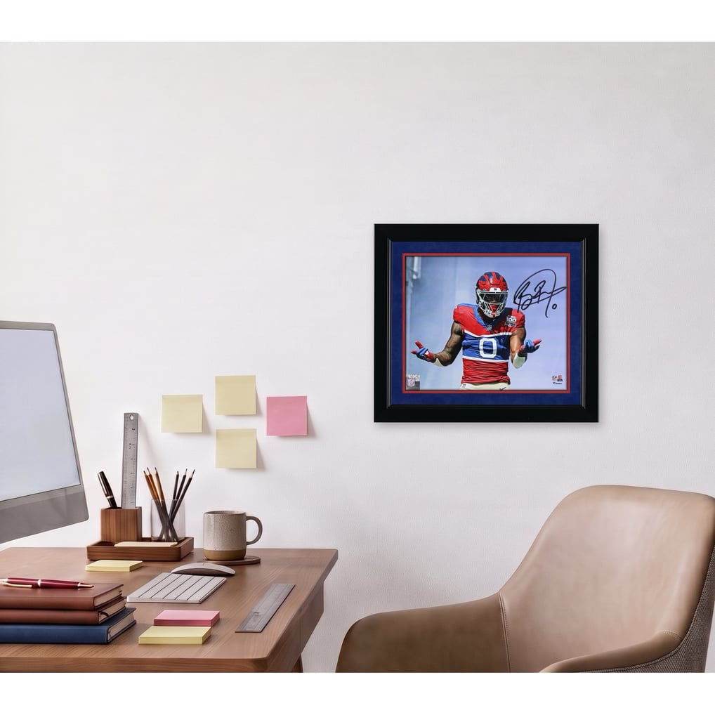 Photo dédicacée par Brian Burns (New York Giants) - Fanatics Authentic (8" x 10") - Spida-Burns posant en uniforme rétro de la 100e saison