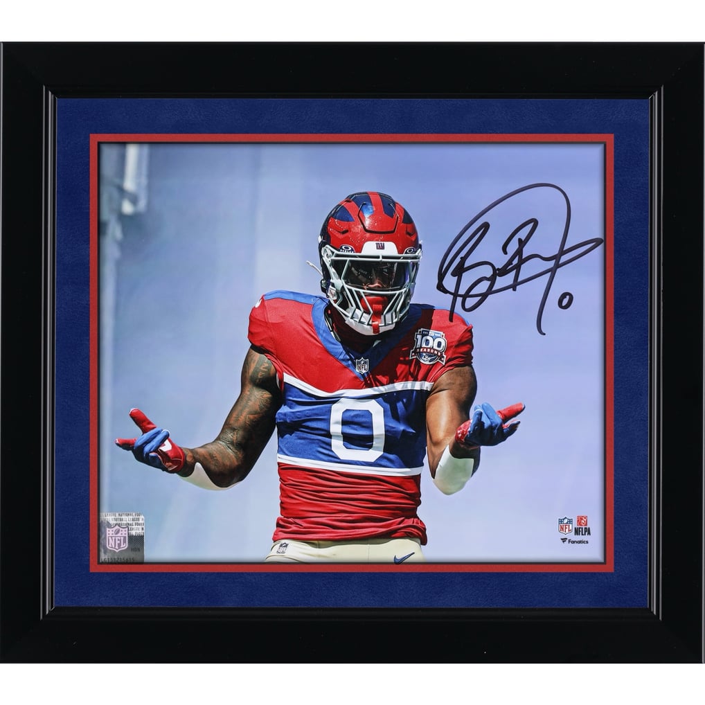 Photo dédicacée par Brian Burns (New York Giants) - Fanatics Authentic (8" x 10") - Spida-Burns posant en uniforme rétro de la 100e saison