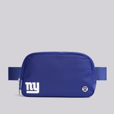 New York Giants lululemon Everywhere Belt Bag - Larkspur