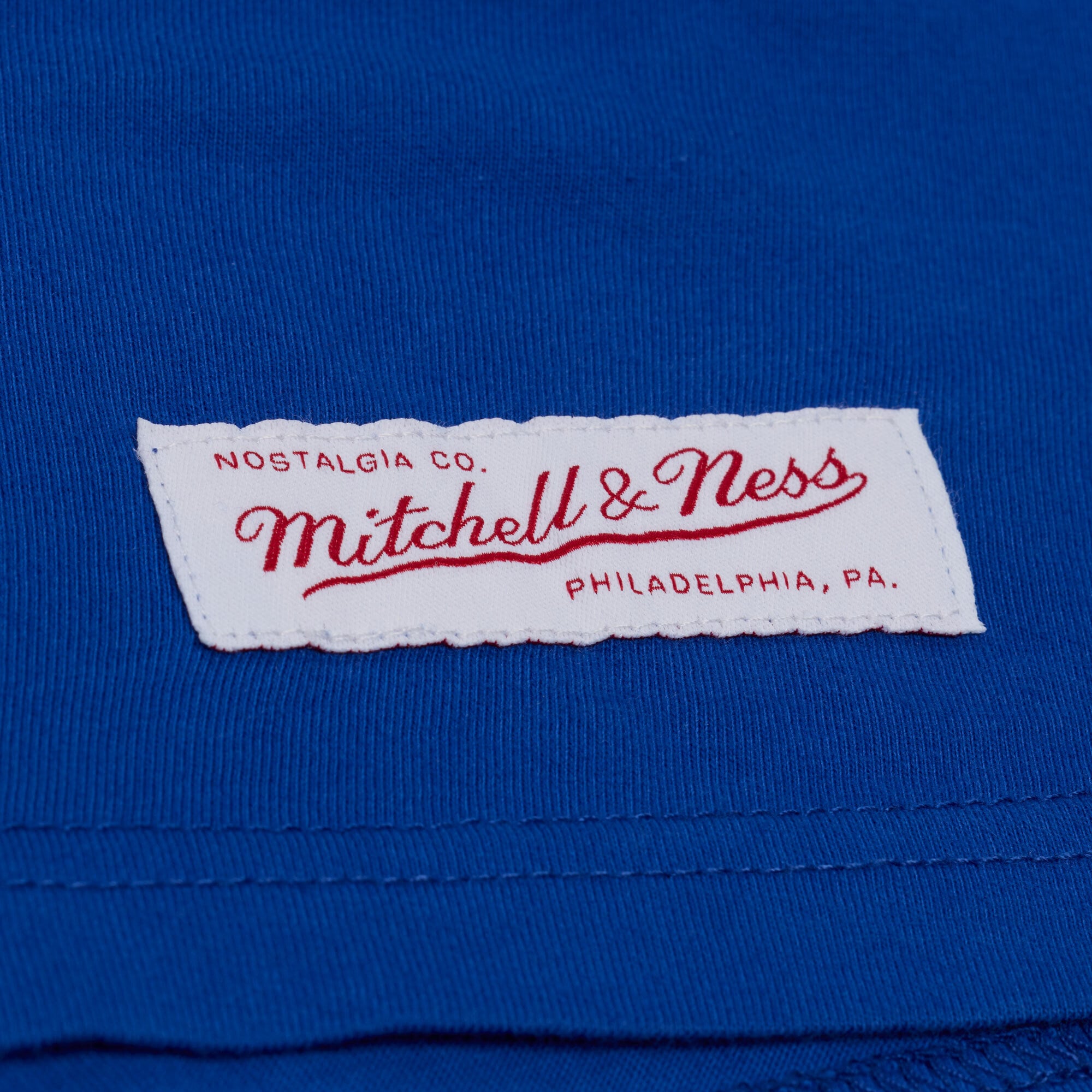 T-shirt à manches courtes Mitchell & Ness Royal New York Giants Core Essentials Street Graphic pour homme