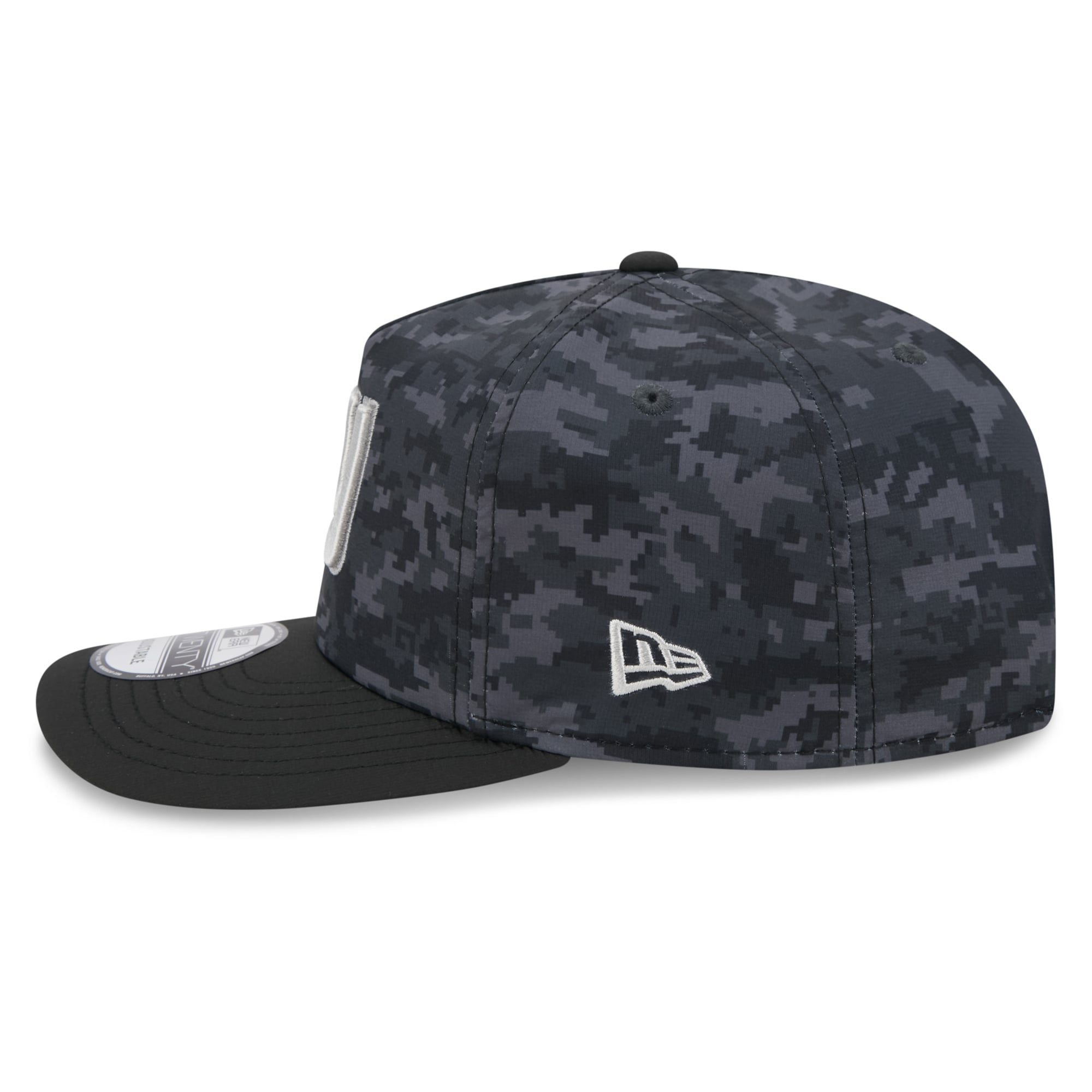 Casquette ajustable New Era noire pour homme New York Giants 2026 Salute To Service 19TWENTY
