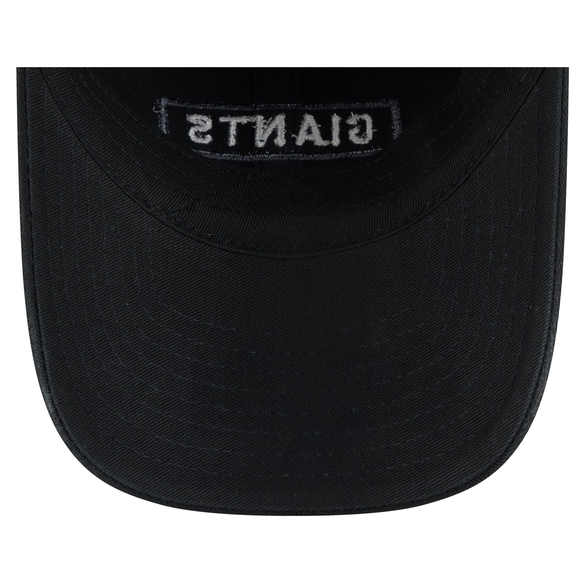 Men's New Era Black New York Giants 2026 Salute To Service Casual Classic Adjustable Hat