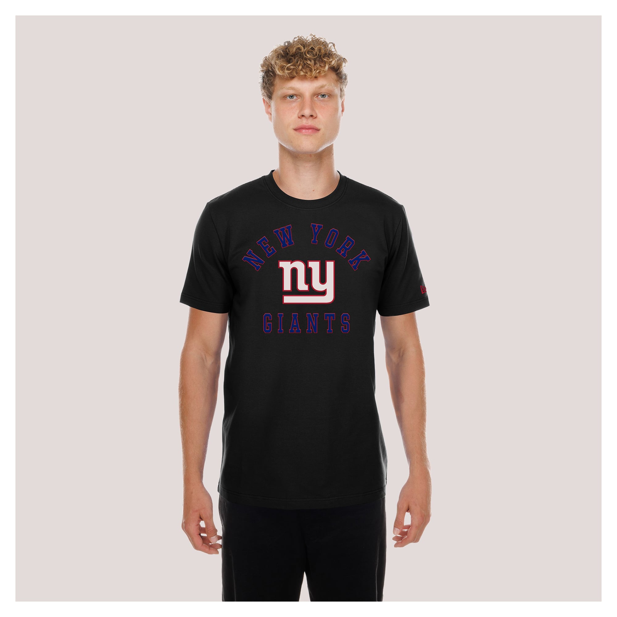 T-shirt fonctionnel New Era noir pour homme, aux couleurs des Giants de York.