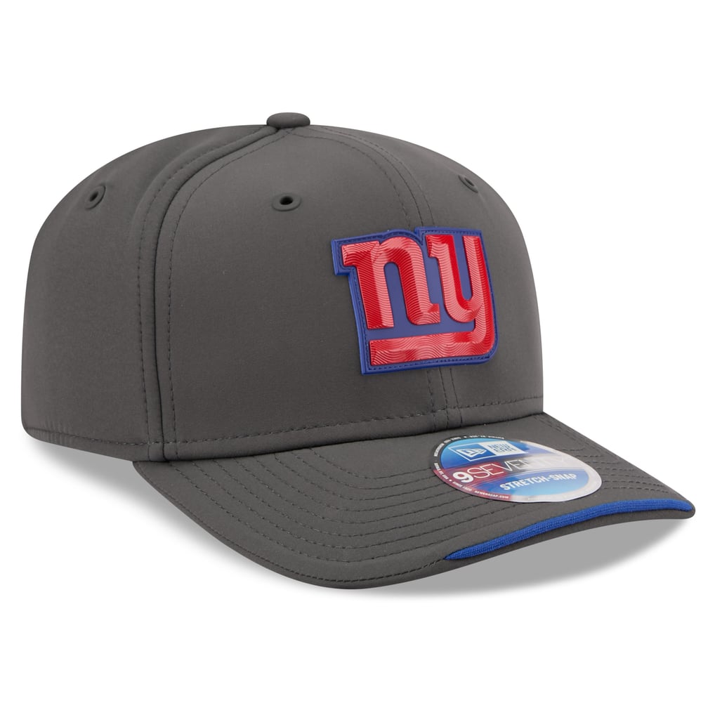 New York Giants New Era 2026 Sideline Cold Weather 9SEVENTY Adjustable ...