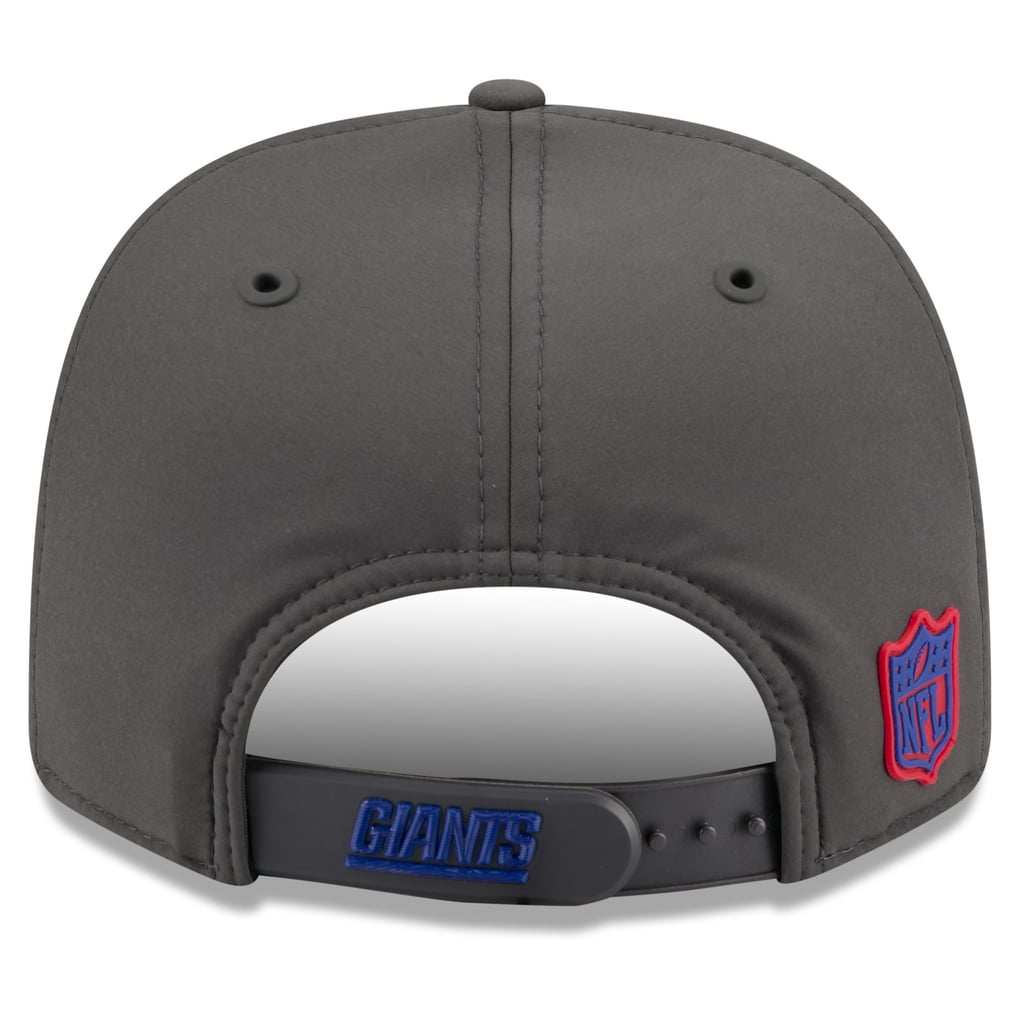 New York Giants New Era 2026 Sideline Cold Weather 9SEVENTY Adjustable ...