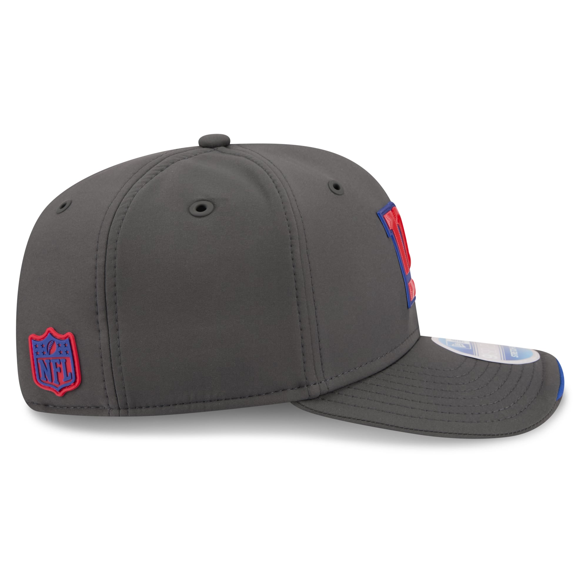 Casquette ajustable New Era anthracite New York Giants 2026 Sideline pour temps froid 9SEVENTY