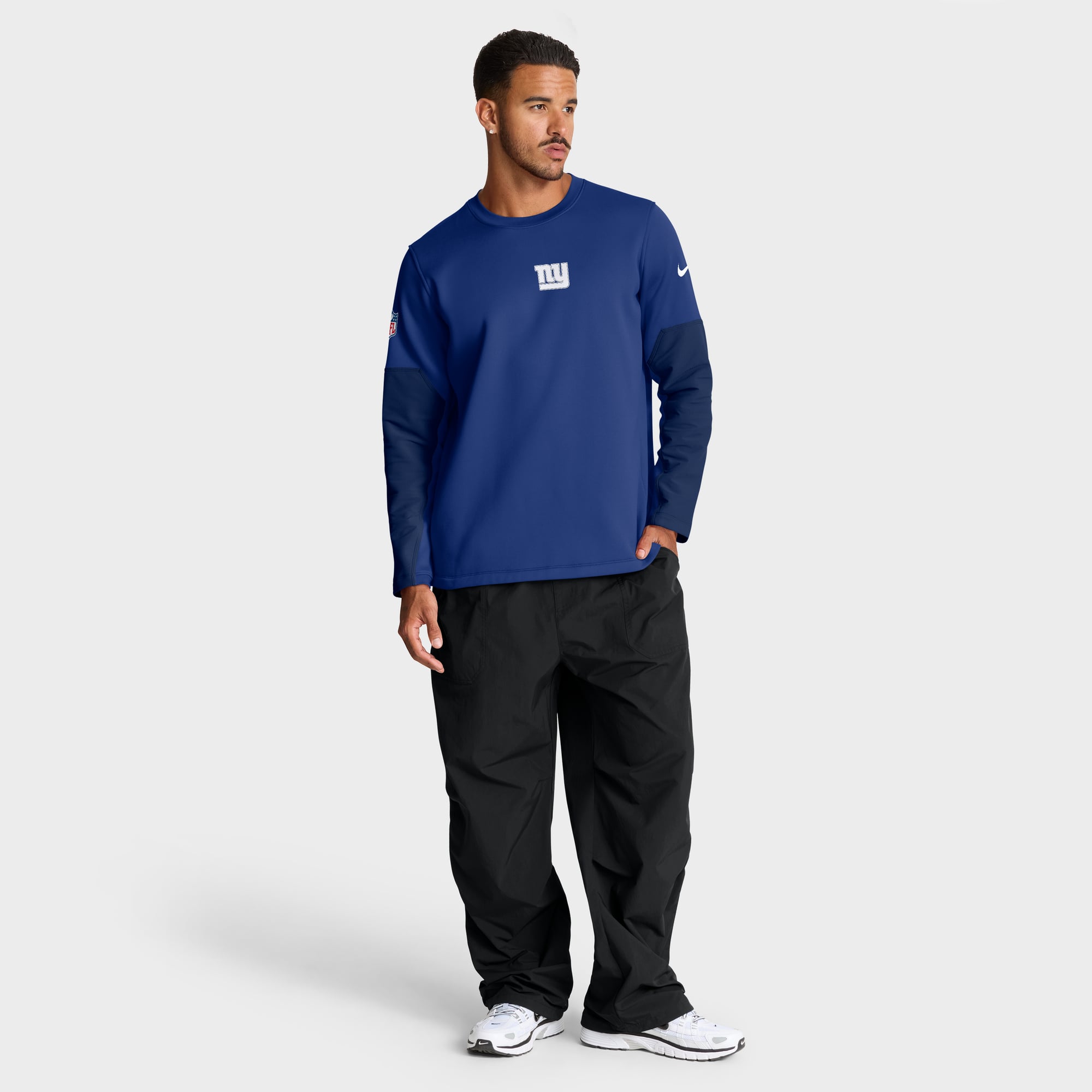 Men's Nike Royal New York Giants Sideline Coaches Midweight Therma-FIT Crew Pullover
