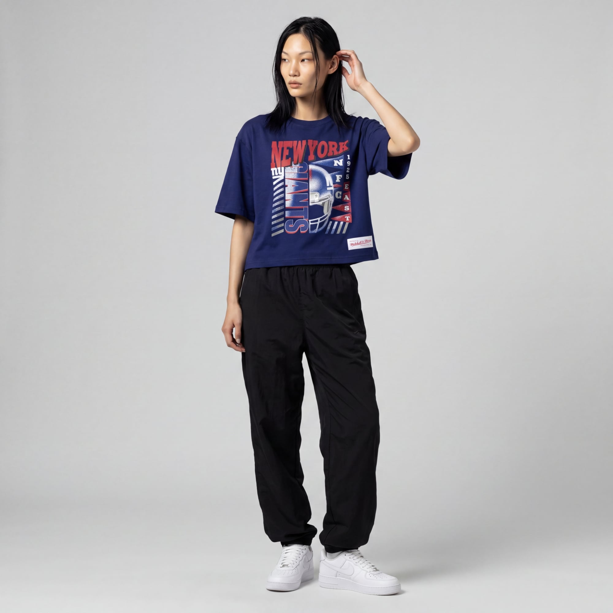 T-shirt court à imprimé graphique urbain Mitchell & Ness Royal New York Giants pour femme