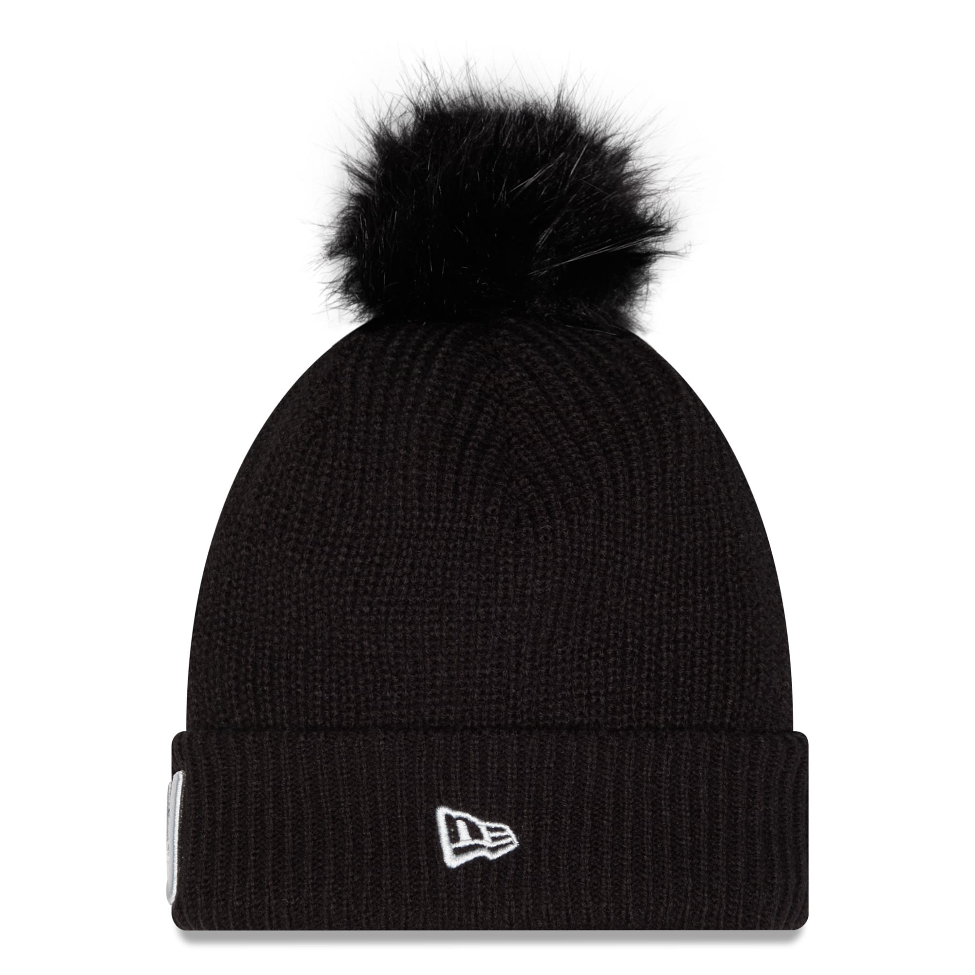 Bonnet à revers New Era noir pour femme, New York Giants 2026 Salute To Service, avec pompon