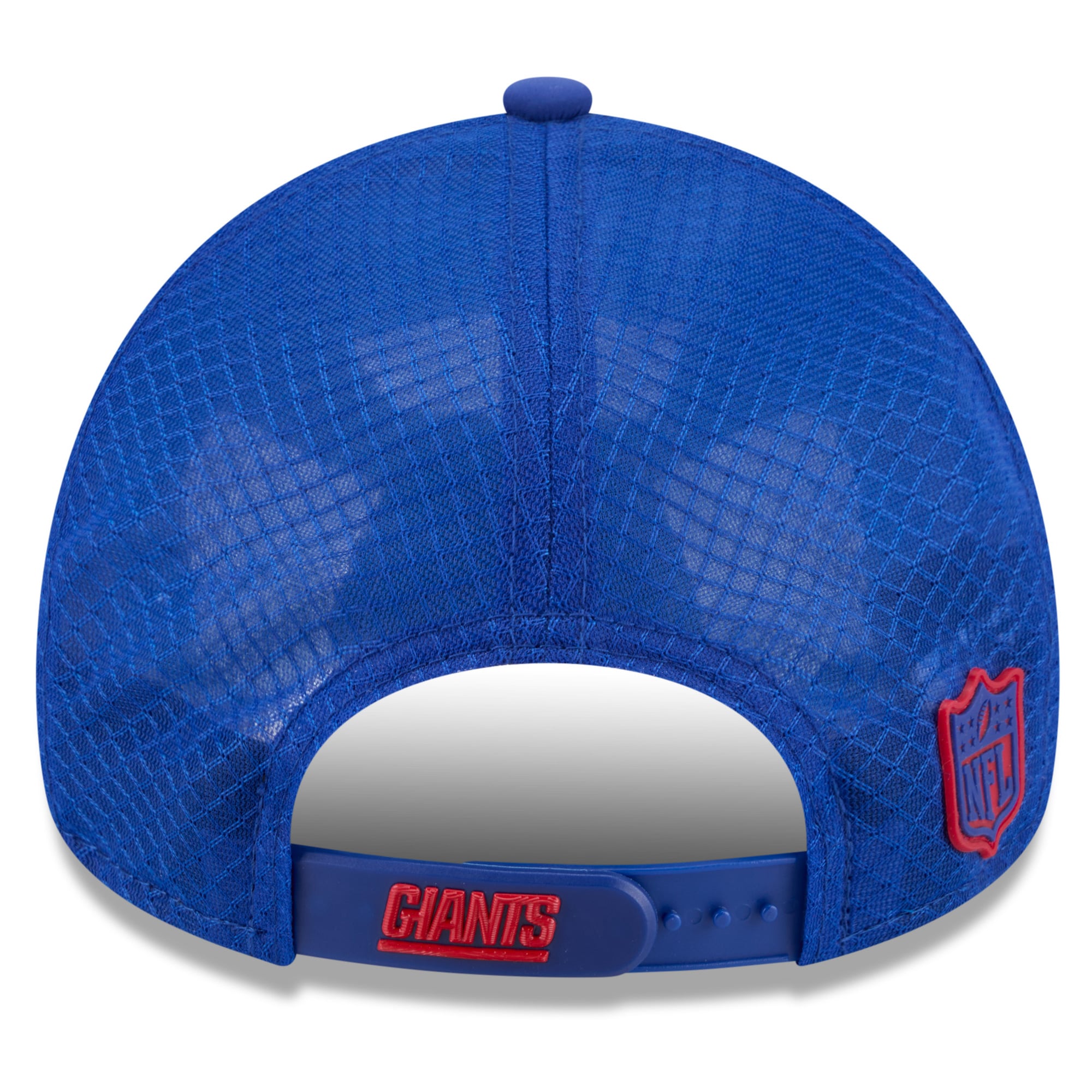 Youth New Era Royal New York Giants 2026 Sideline Apex 9FORTY Adjustable Trucker Hat
