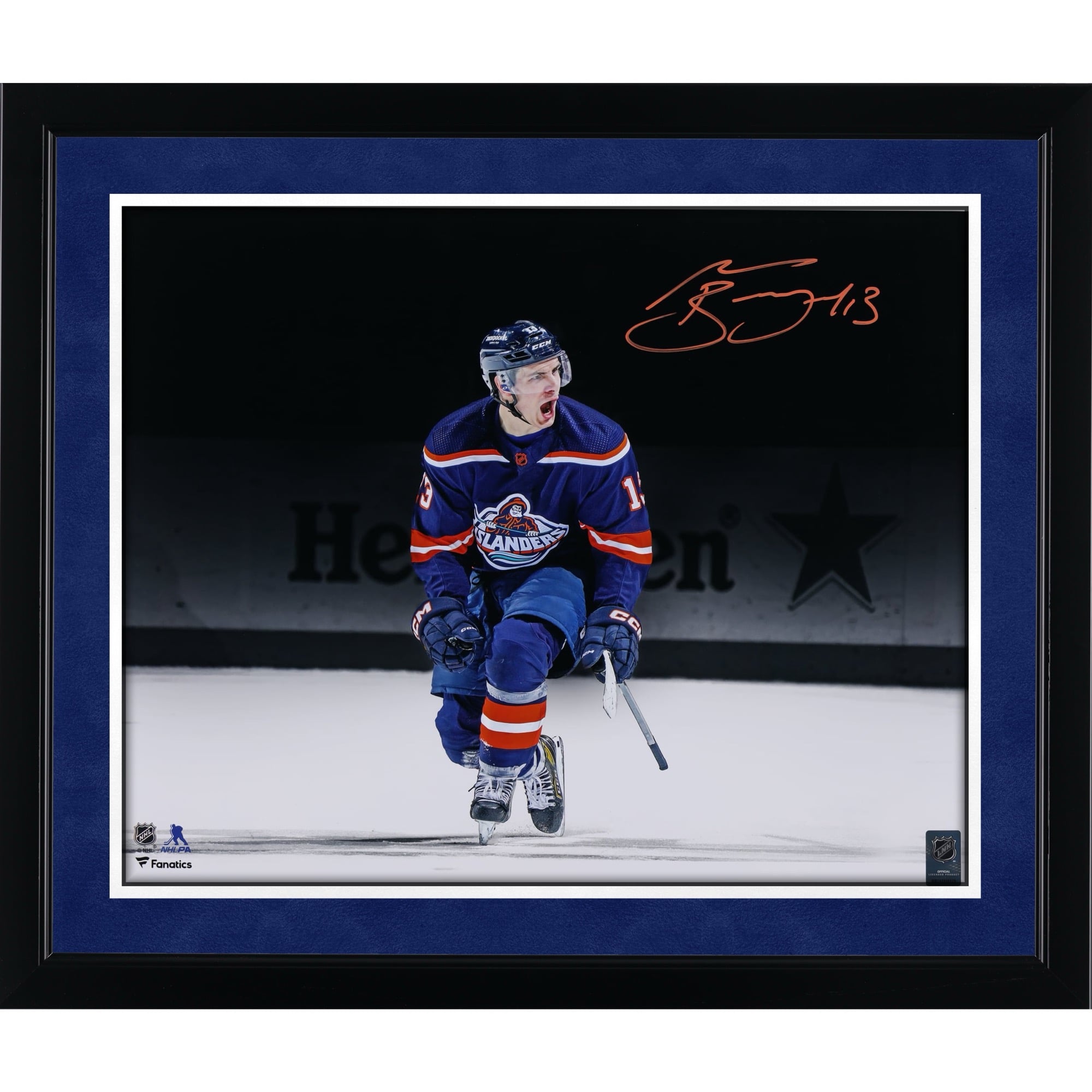 Photo rétro autographiée de Mathew Barzal (New York Islanders), format 40 x 50 cm (16 x 20 pouces), édition spéciale célébration, au verso.