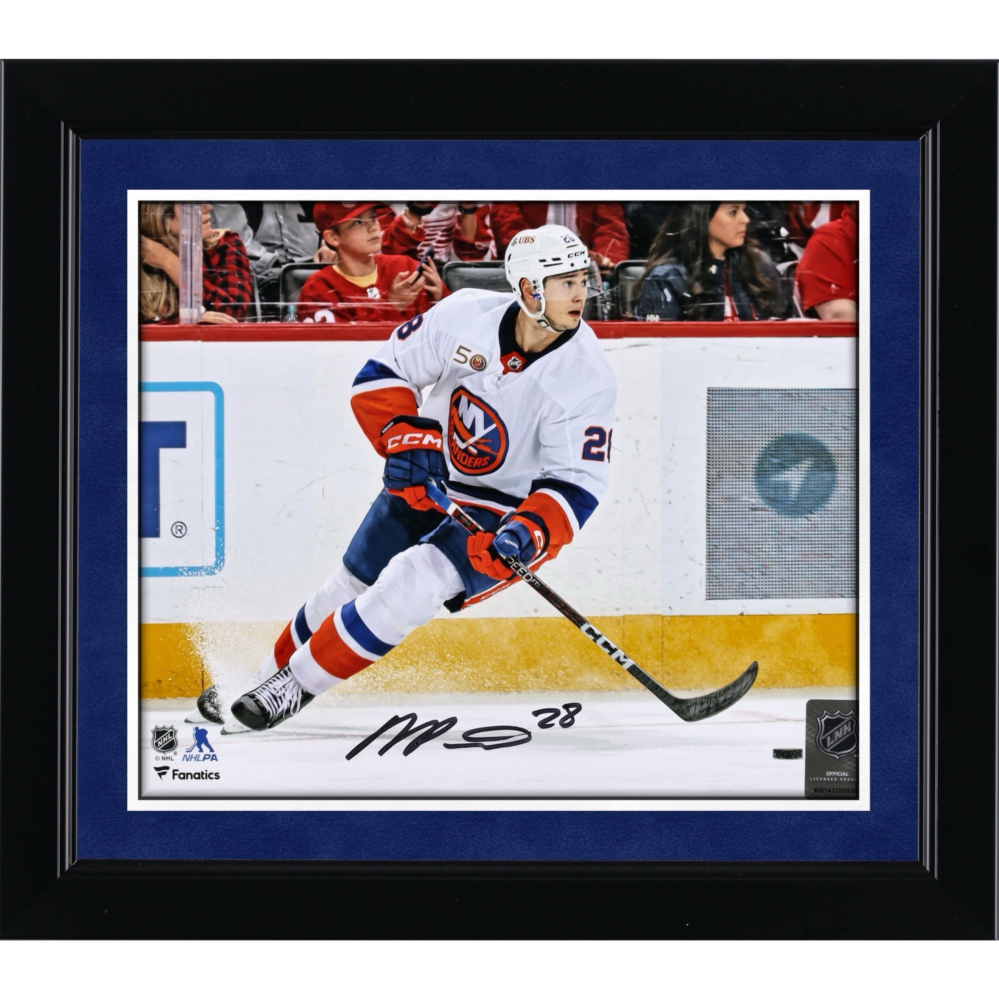 New York Islanders Alexander Romanov Autographed 8" x 10" White Jersey with Puck Photograph