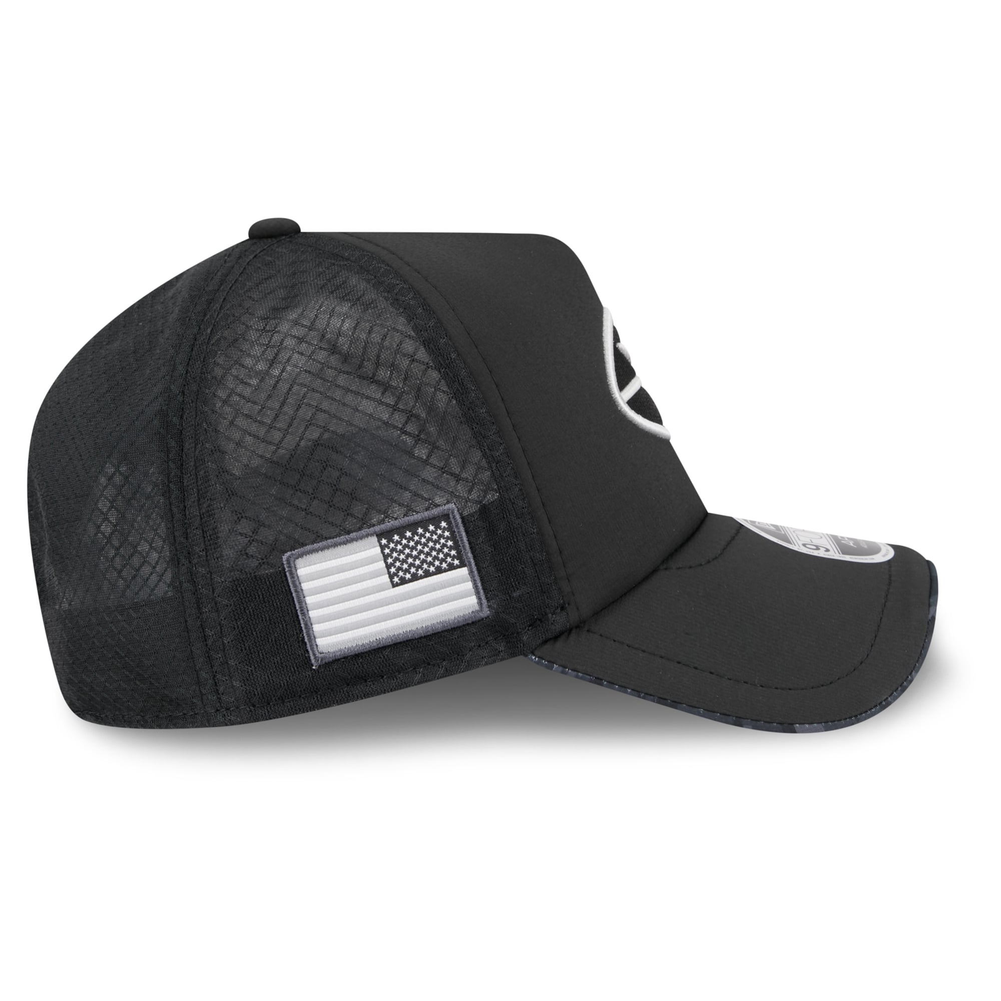 Men's New Era Black New York Jets 2026 Salute To Service Apex 9FORTY Adjustable Trucker Hat