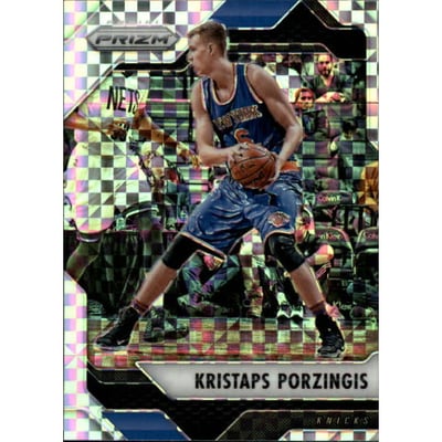 2016-17 Panini Prizm Prizms Starburst #124 Kristaps Porzingis