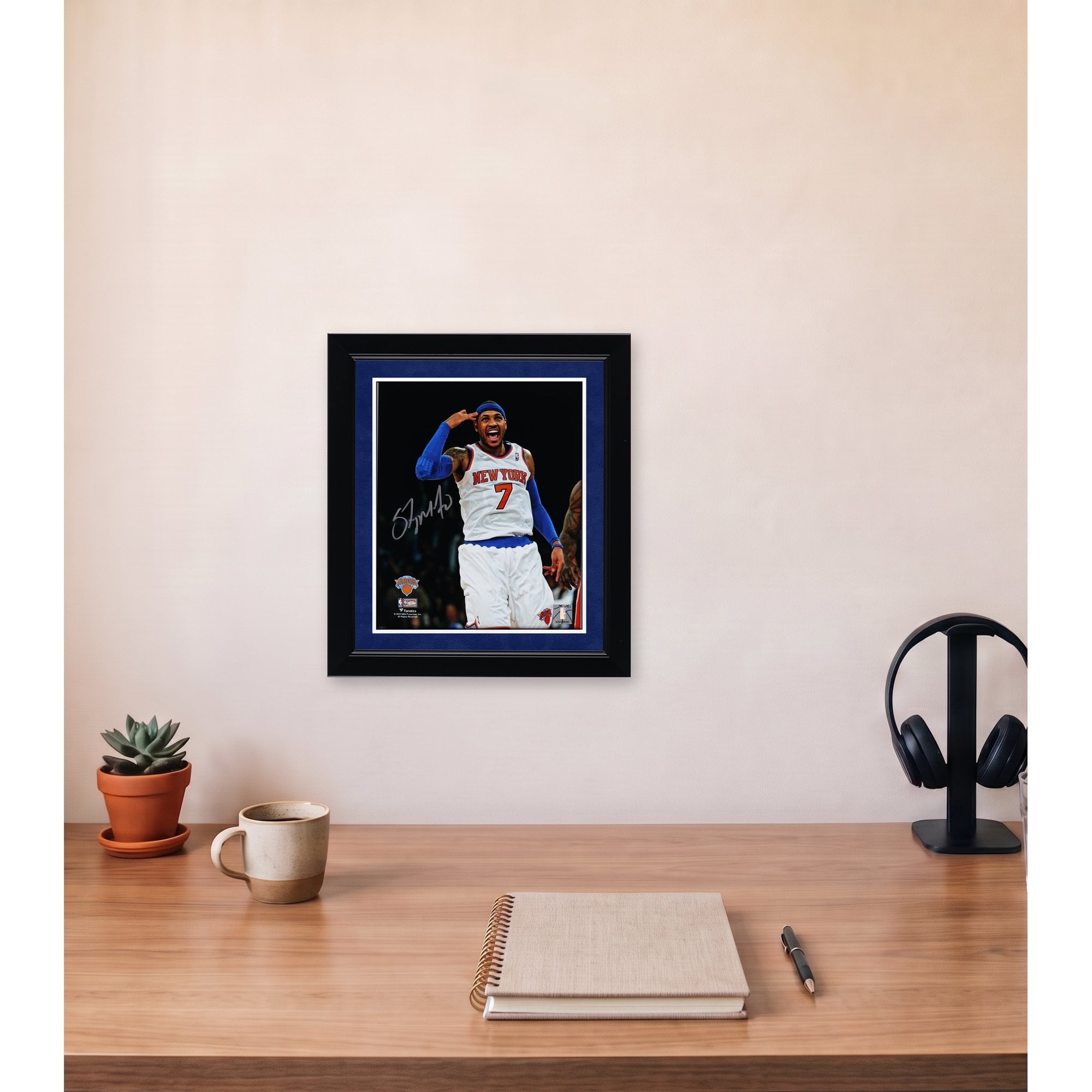 Photo de célébration autographiée de Carmelo Anthony (New York Knicks), format 20 x 25 cm