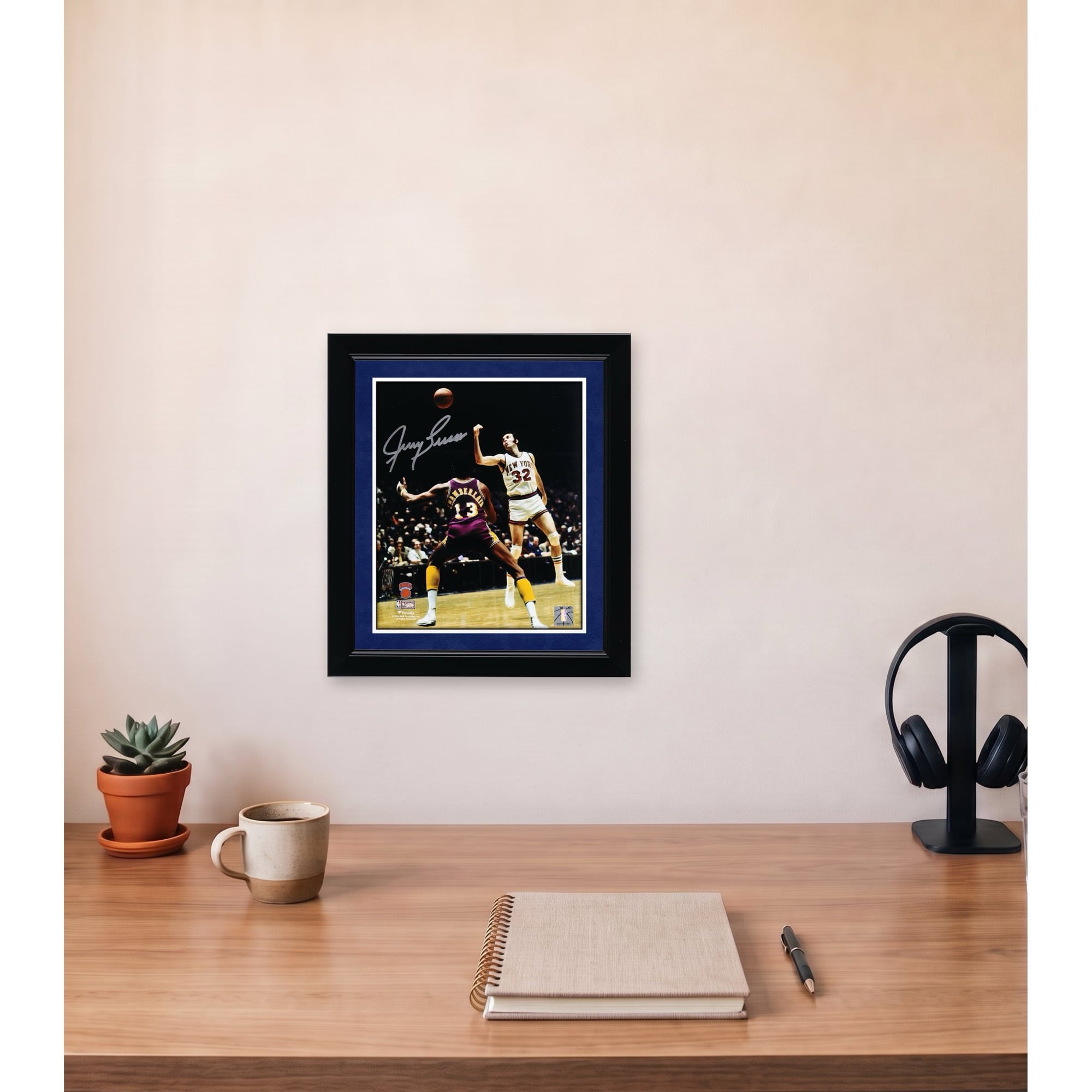 Jerry Lucas New York Knicks Autographed 8" x 10" Passing vs. Los Angeles Lakers Photograph