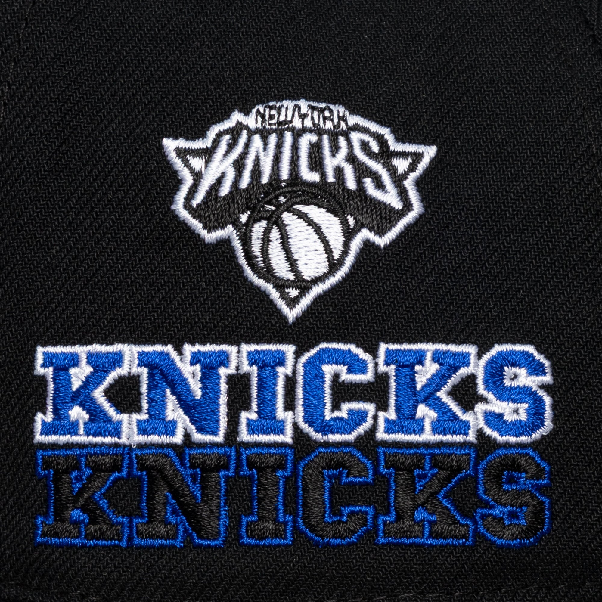 Casquette snapback Mitchell & Ness noire New York Knicks Triple Check Pro pour homme
