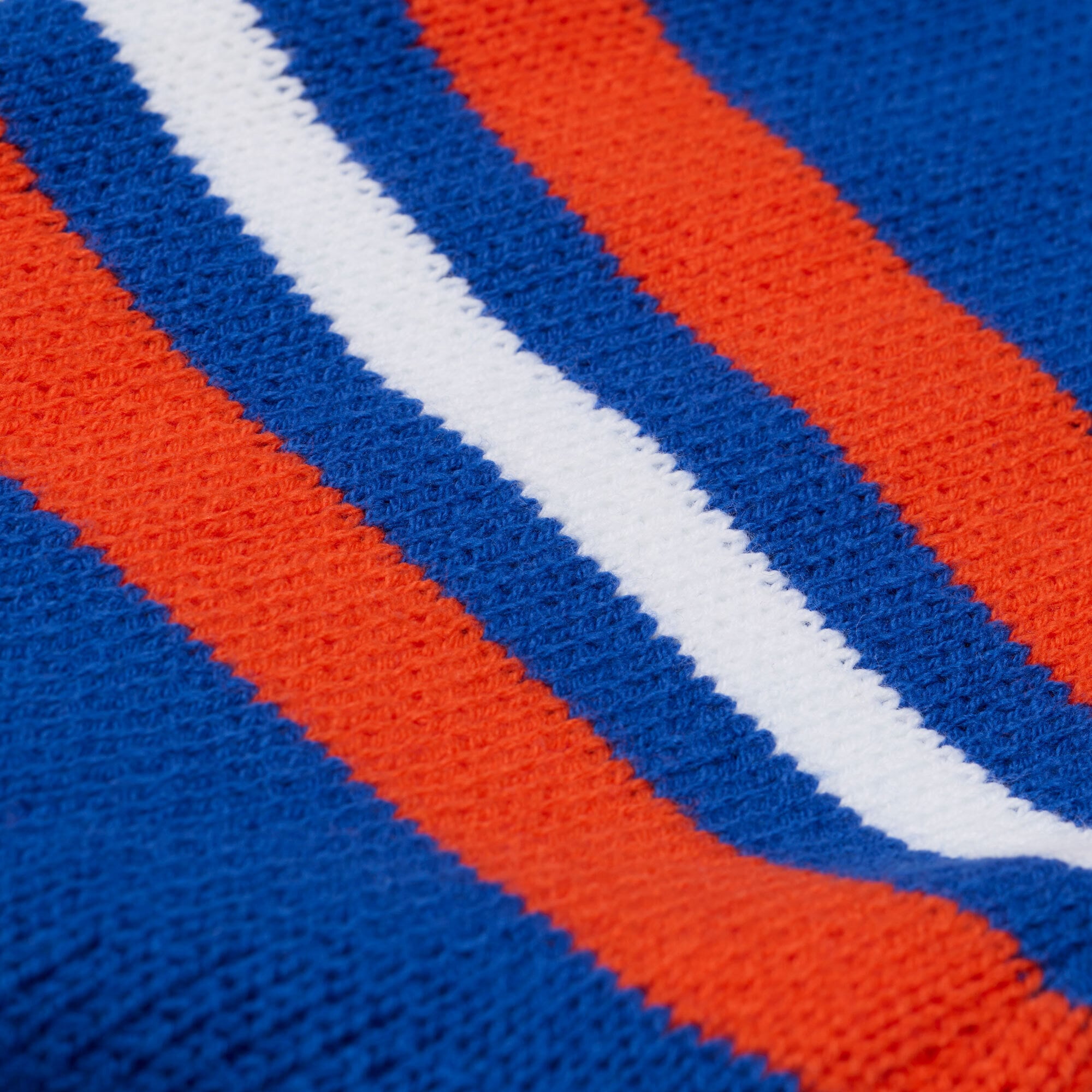 Pull Mitchell & Ness bleu pour homme, modèle entraîneur-chef des Knicks de New York.