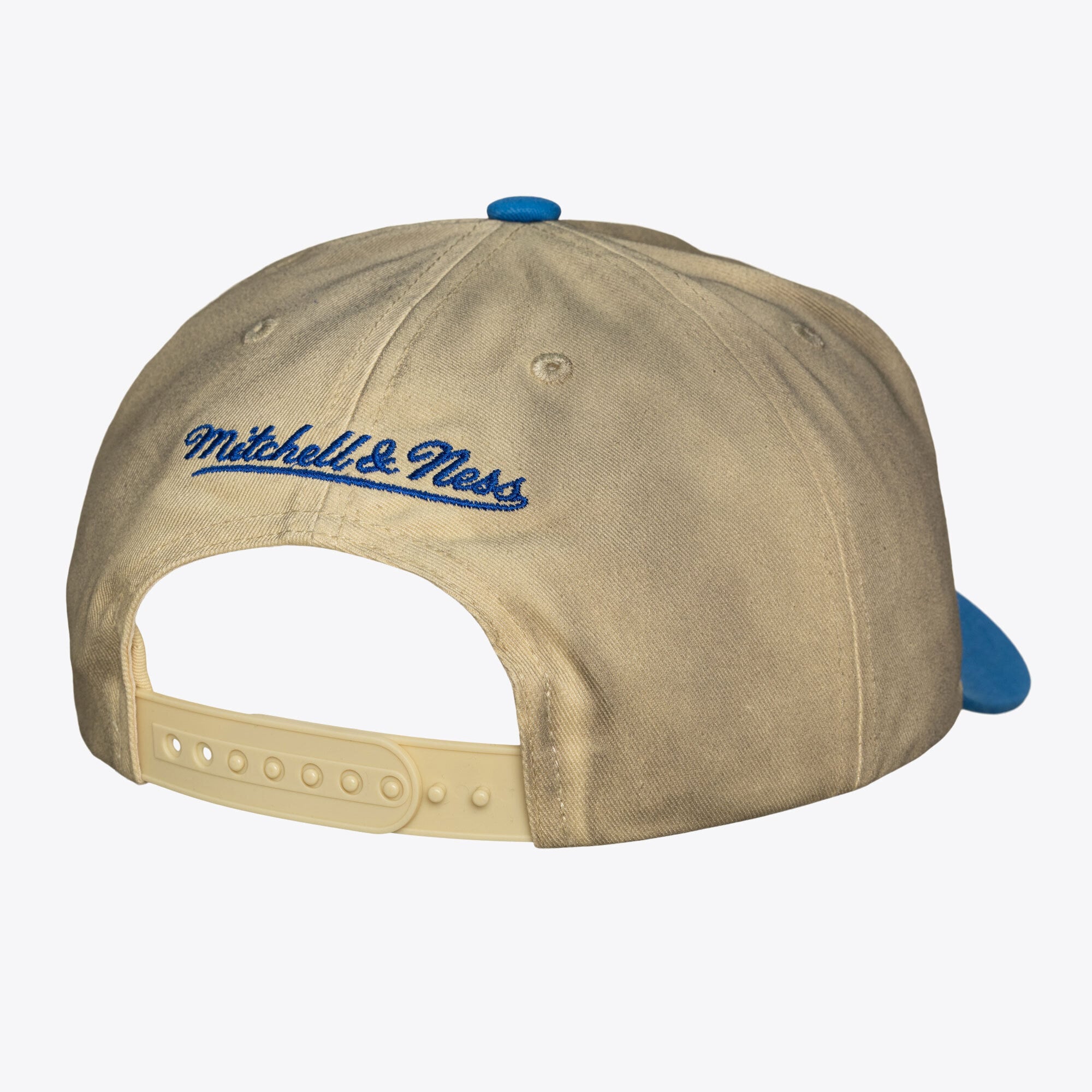 Casquette snapback Mitchell & Ness crème New York Knicks Hardwood Classics Retro Roots pour homme