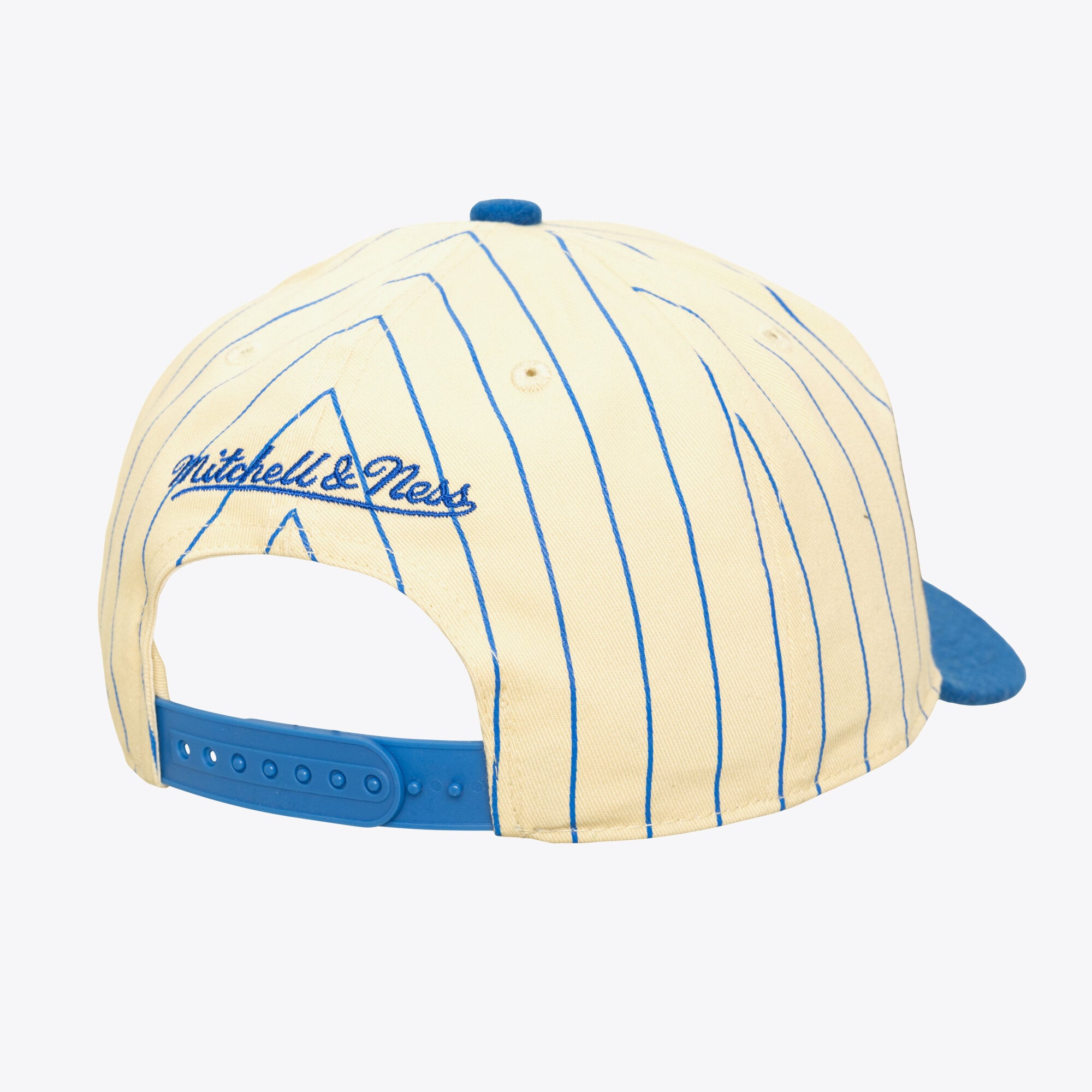 Men's Mitchell & Ness Cream New York Knicks Retro Roots Stripe Pro Adjustable Hat