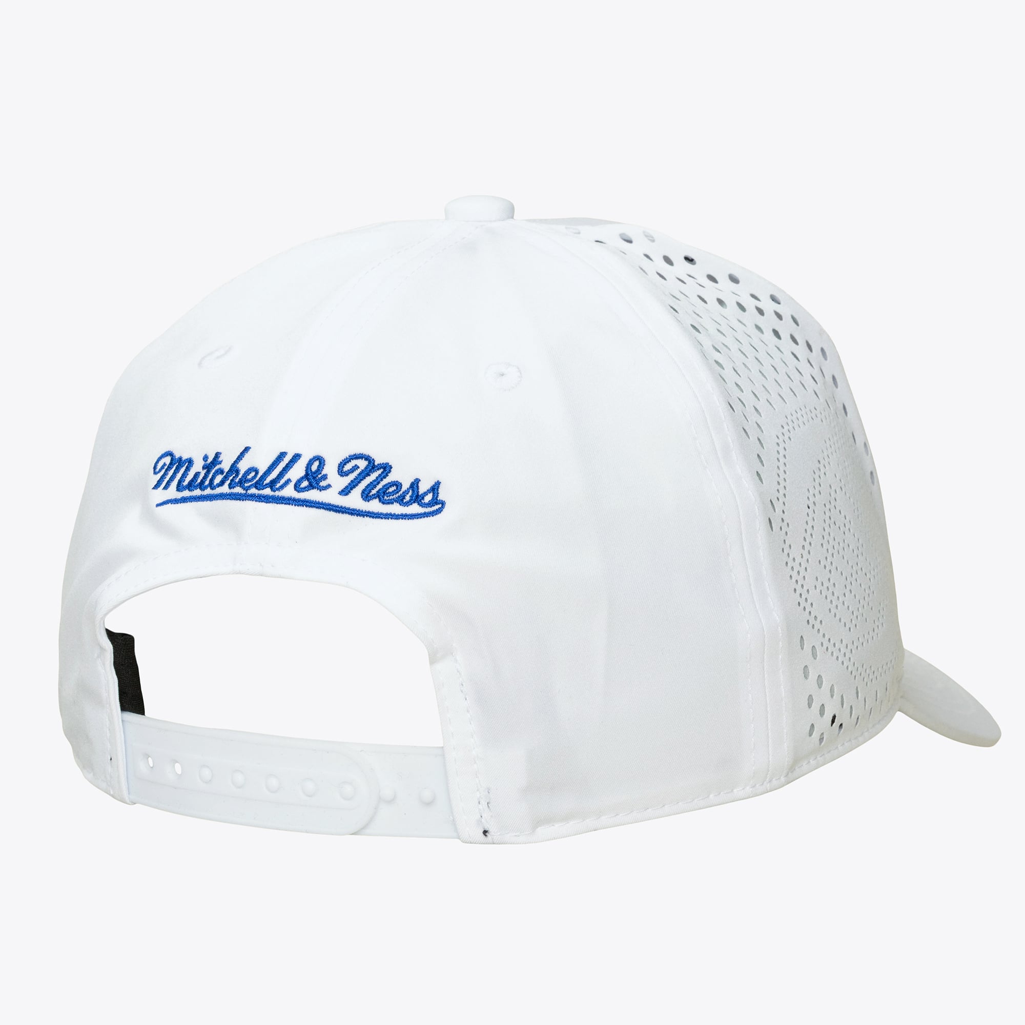 Casquette Mitchell & Ness blanche pour homme, New York Knicks, modèle Perfect Lightweight Pro Crown ajustable