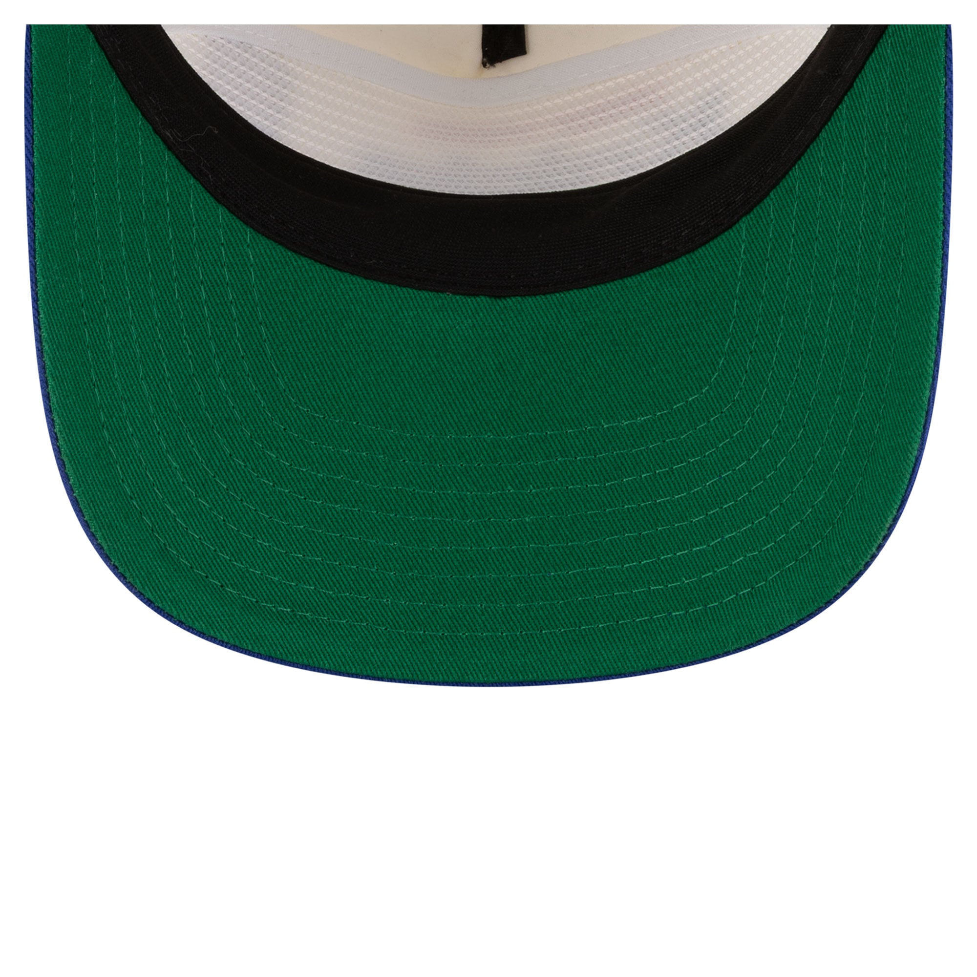 Casquette ajustable New Era crème New York Knicks avec logo chromé