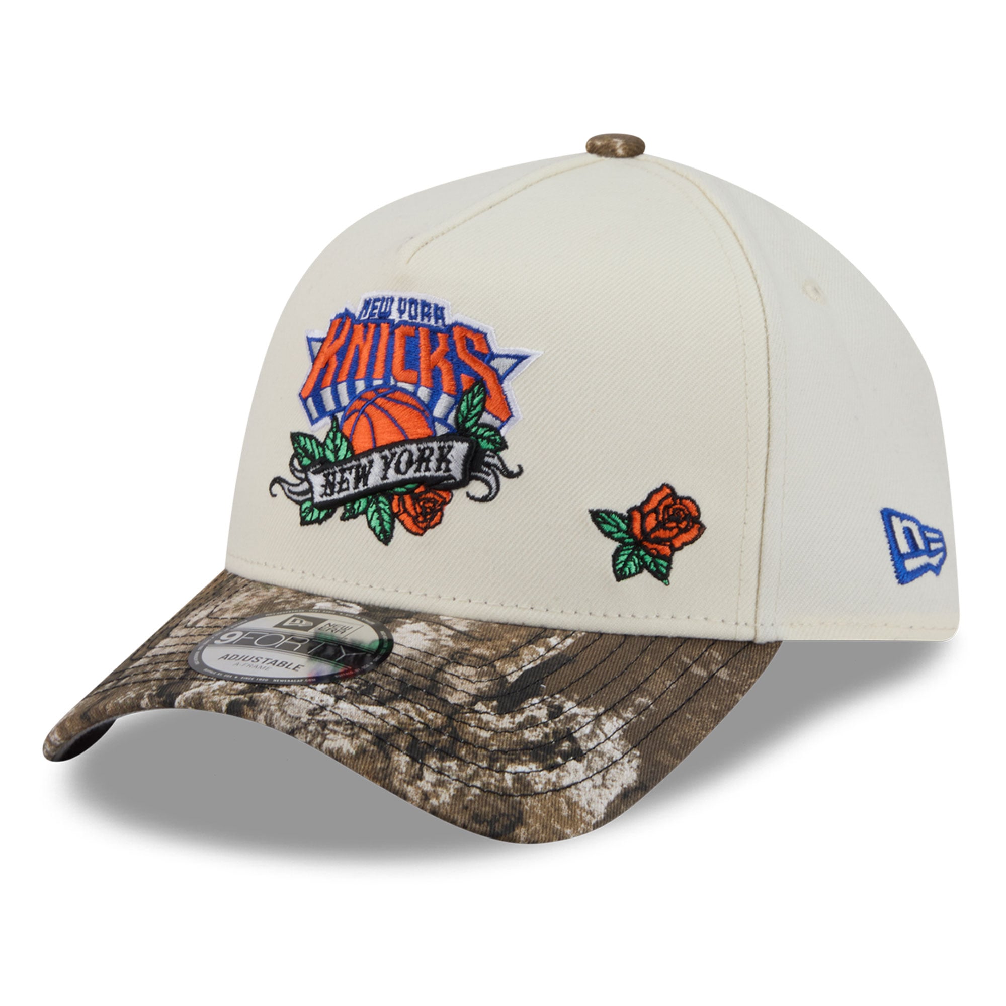 Casquette ajustable New Era 9FORTY A-Frame crème/camouflage New York Knicks Rose Banner pour homme