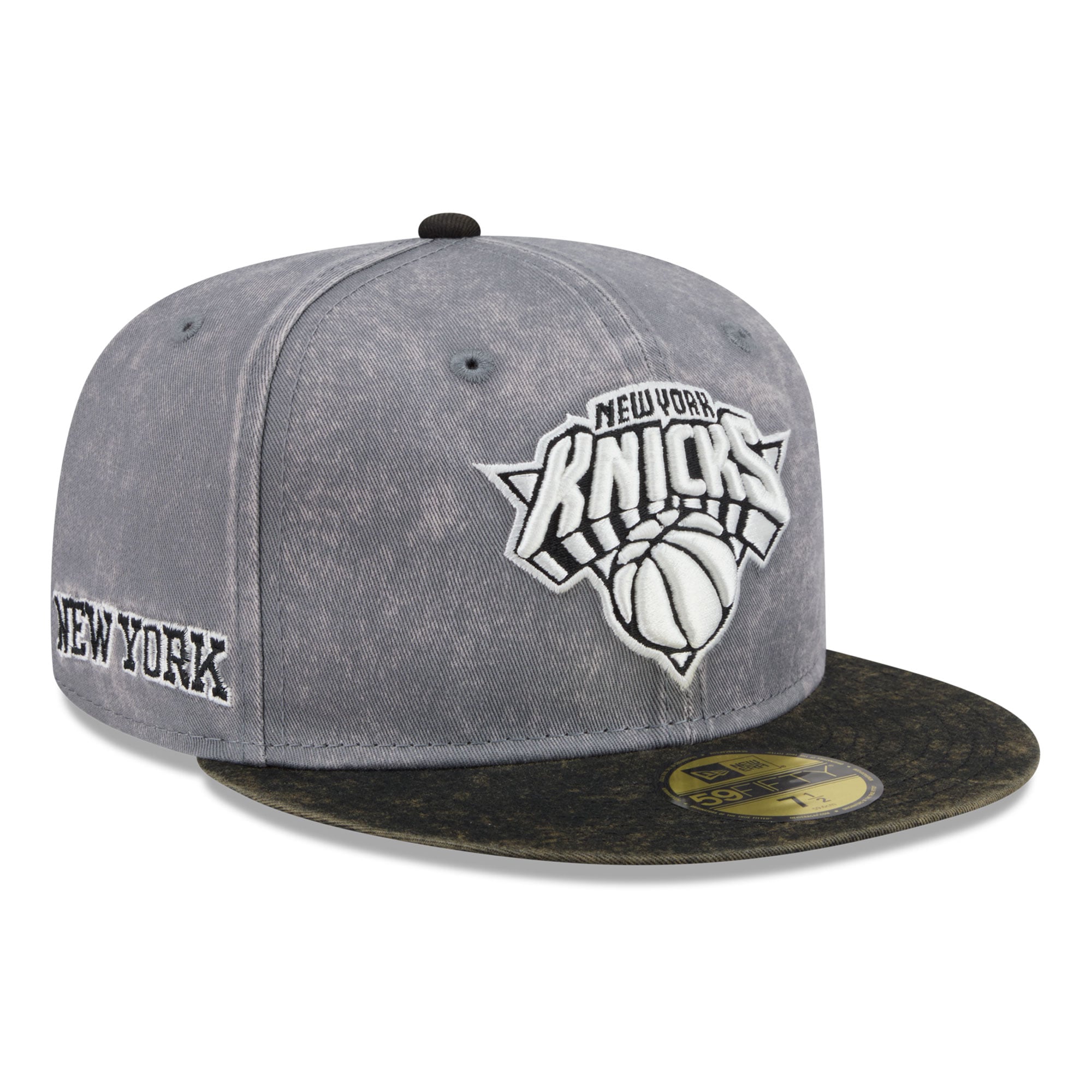 Men's New York Knicks New Era Gray/Black Washed 59FIFTY Fitted Hat