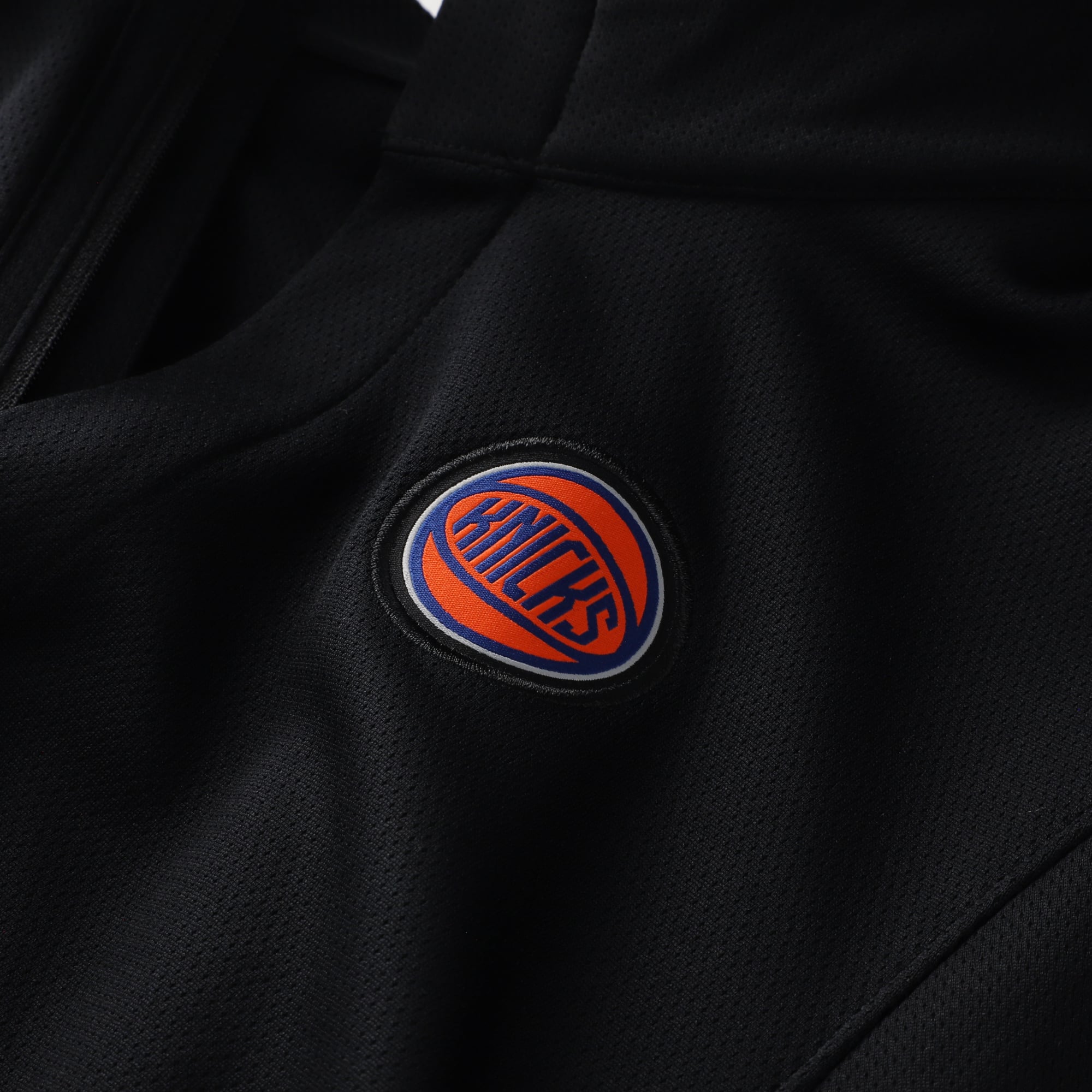 Haut Nike noir New York Knicks 2025/26 Authentic Coaches à quart de zip Dri-Fit pour homme