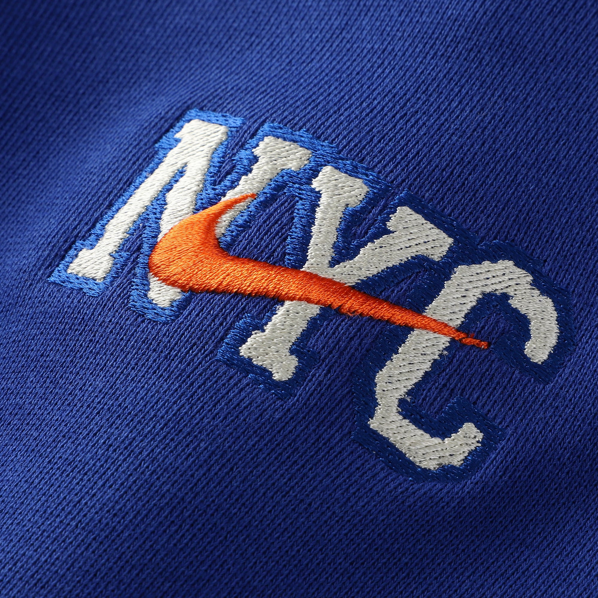Sweat à capuche premium Nike bleu New York Knicks 2025/26 City Edition Courtside Remix pour homme