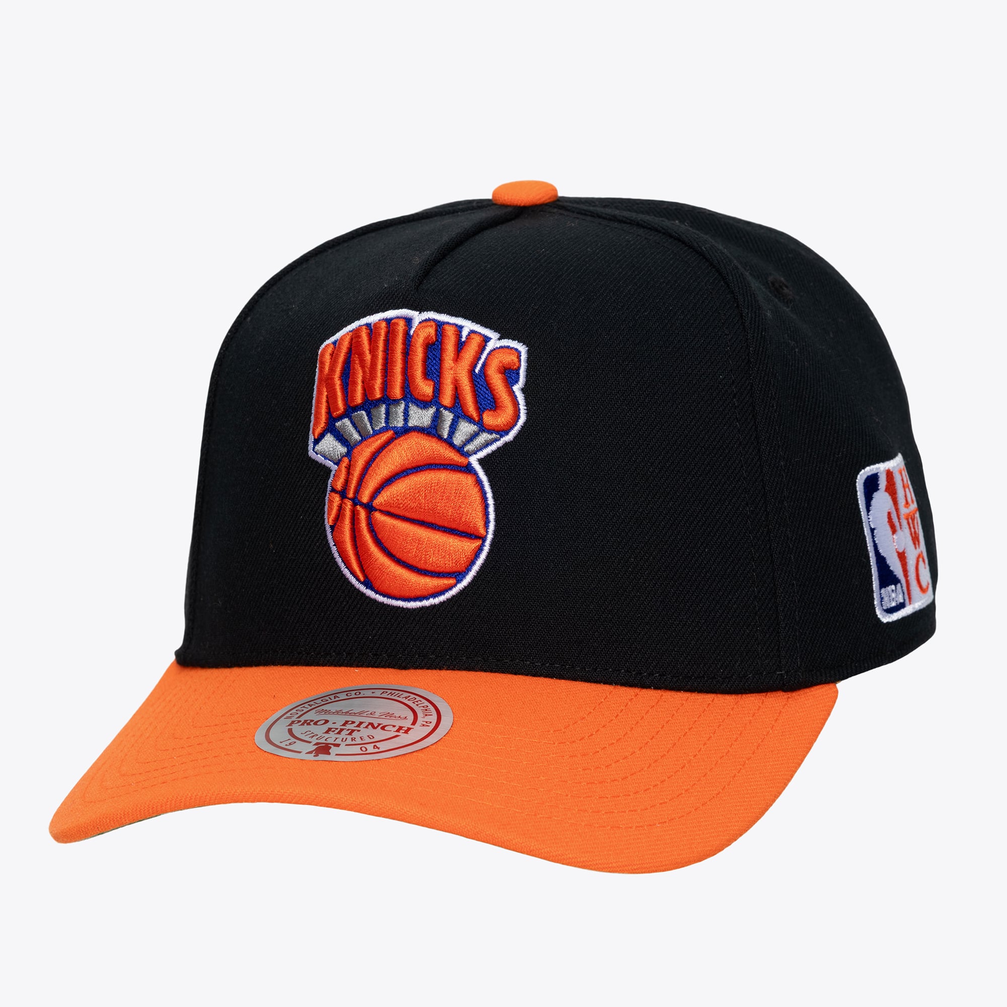 New York Knicks Black/Orange Hardwood Classics Legendary Away Pro Pinch Snapback Hat