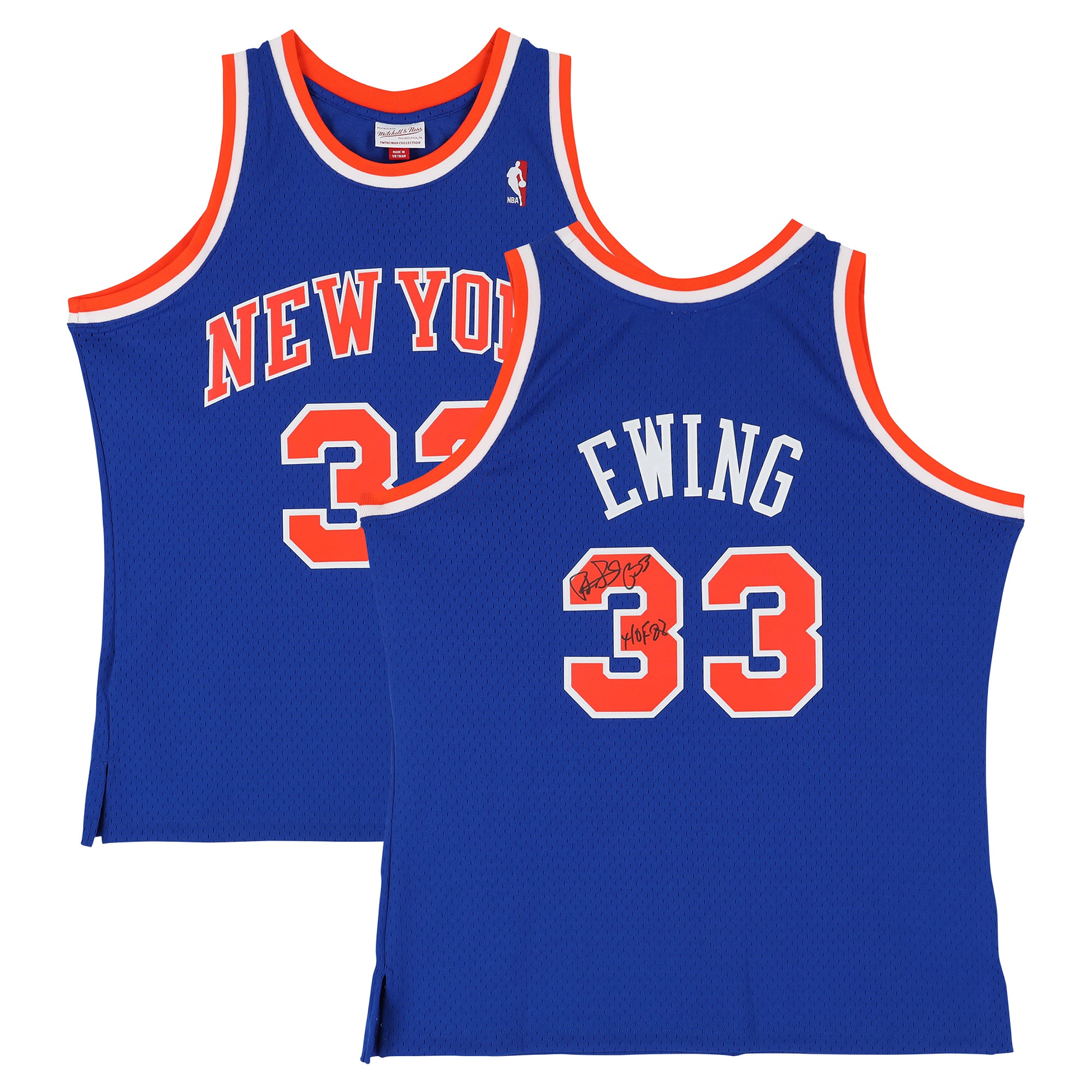 Maillot Swingman bleu Mitchell & Ness 1991 autographié par Patrick Ewing (New York Knicks) avec inscription « HOF 08 ».
