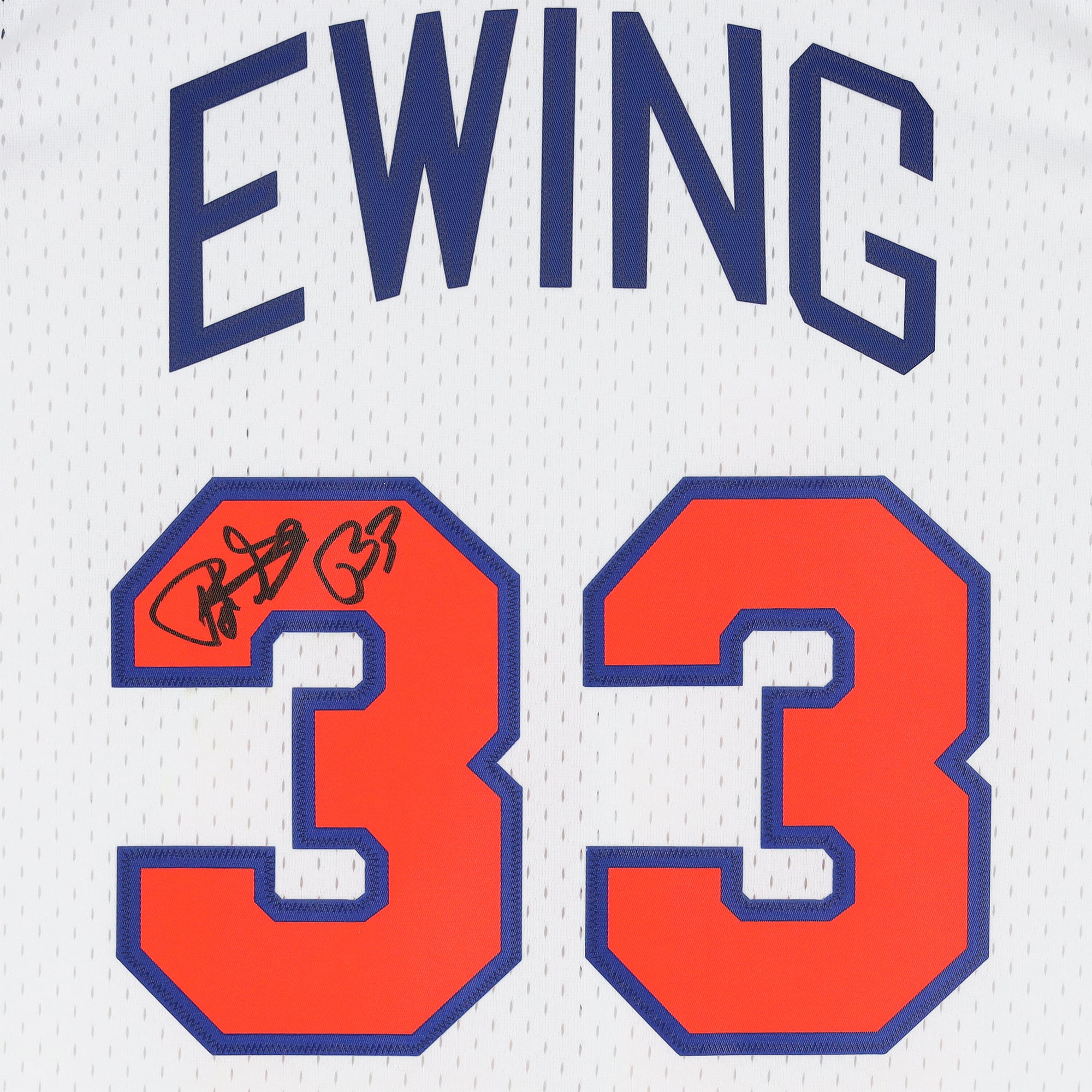 Maillot Swingman blanc Mitchell & Ness 1985 autographié par Patrick Ewing, des New York Knicks