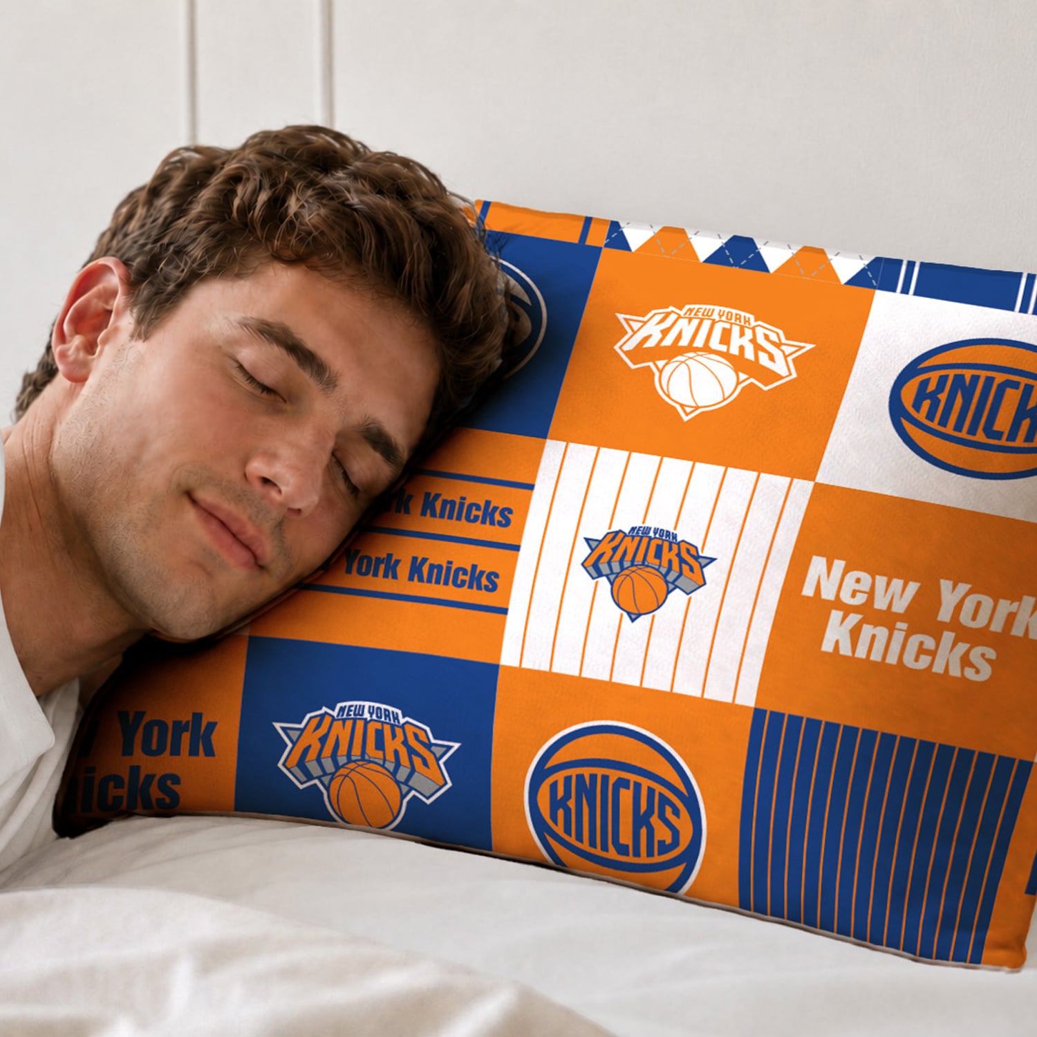 Pegasus New York Knicks Patchwork Plaid Three-Piece Full/Queen Bed in a Bag Set