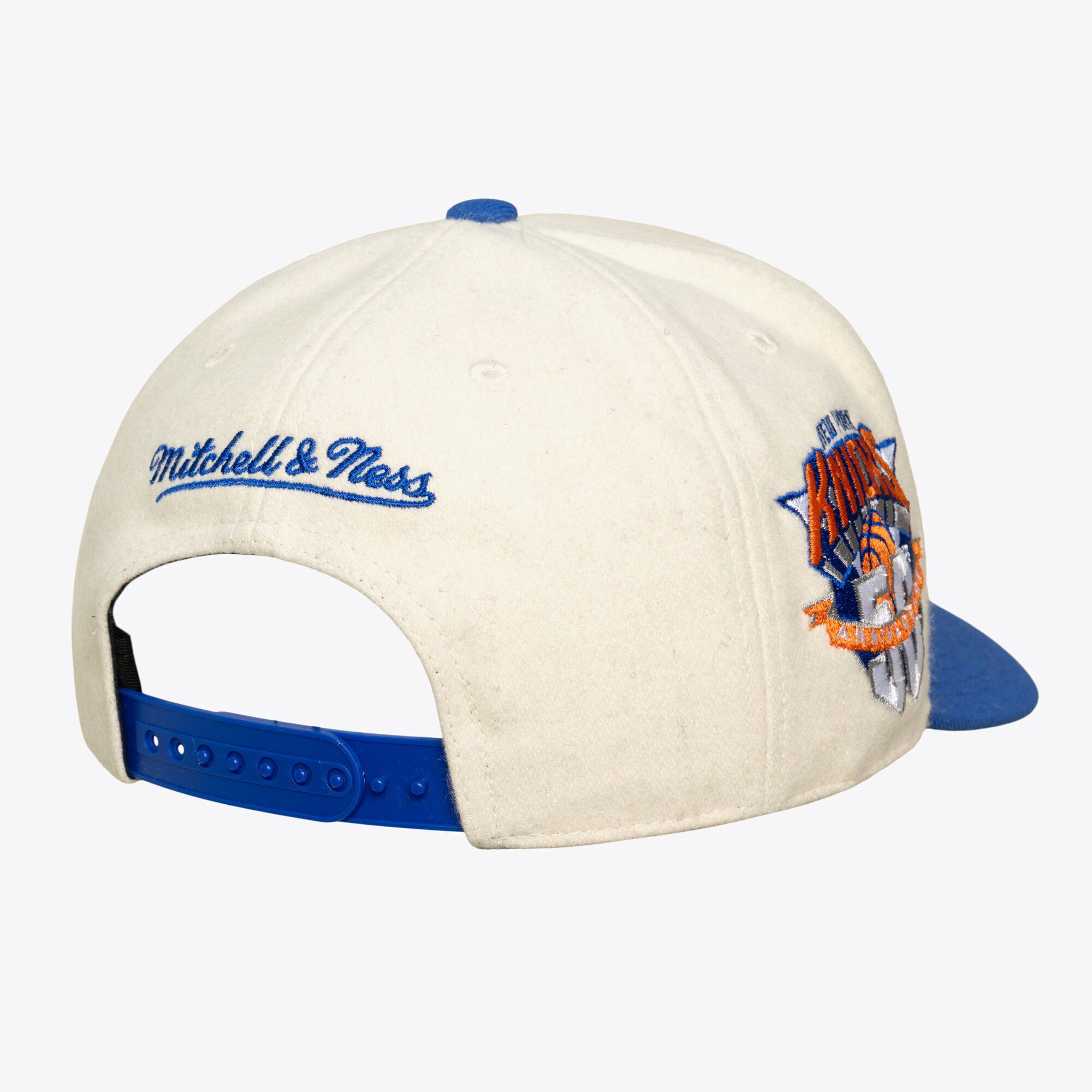Casquette unisexe Mitchell & Ness crème New York Knicks Team Pro ajustable