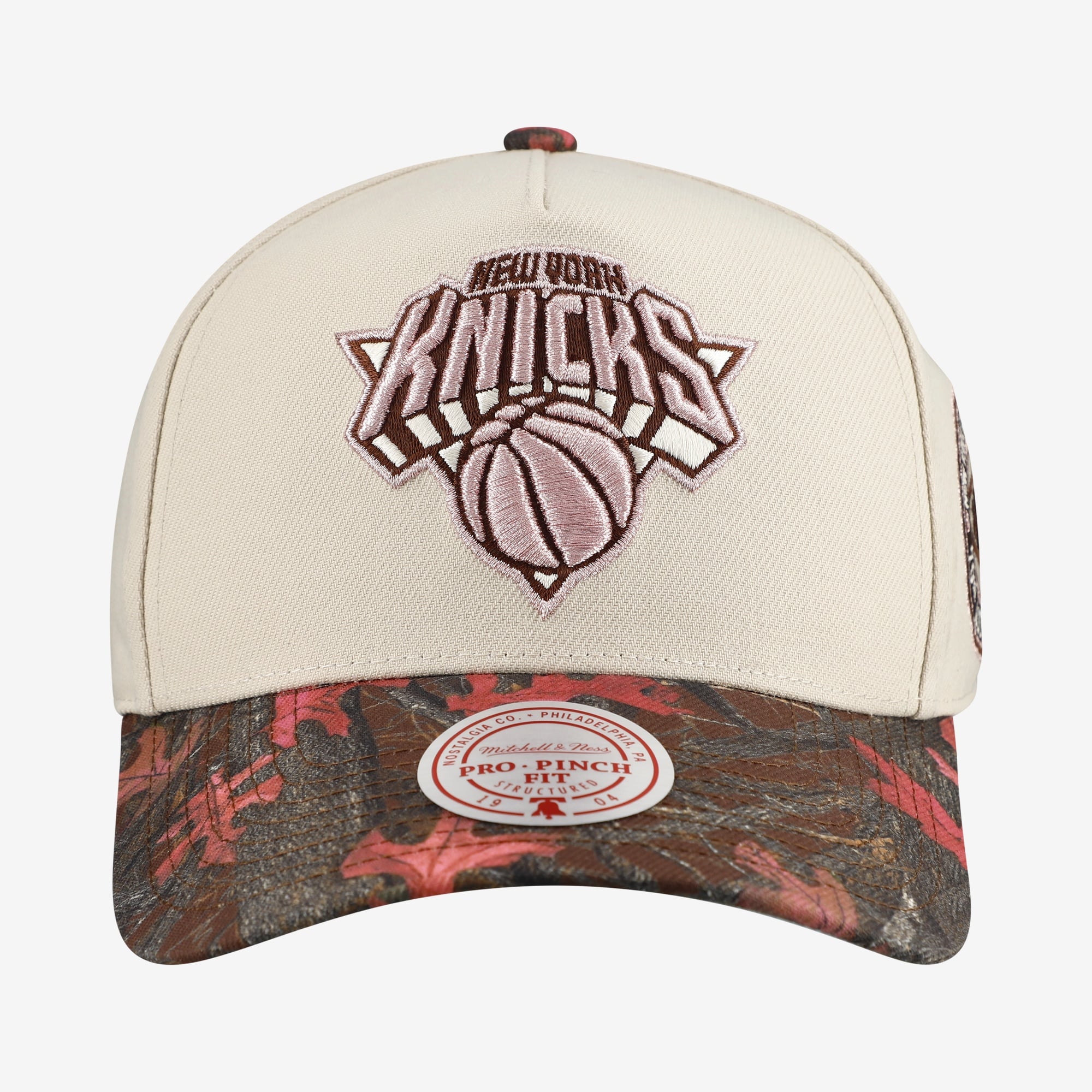 Casquette unisexe Mitchell & Ness crème New York Knicks automne rose Pro