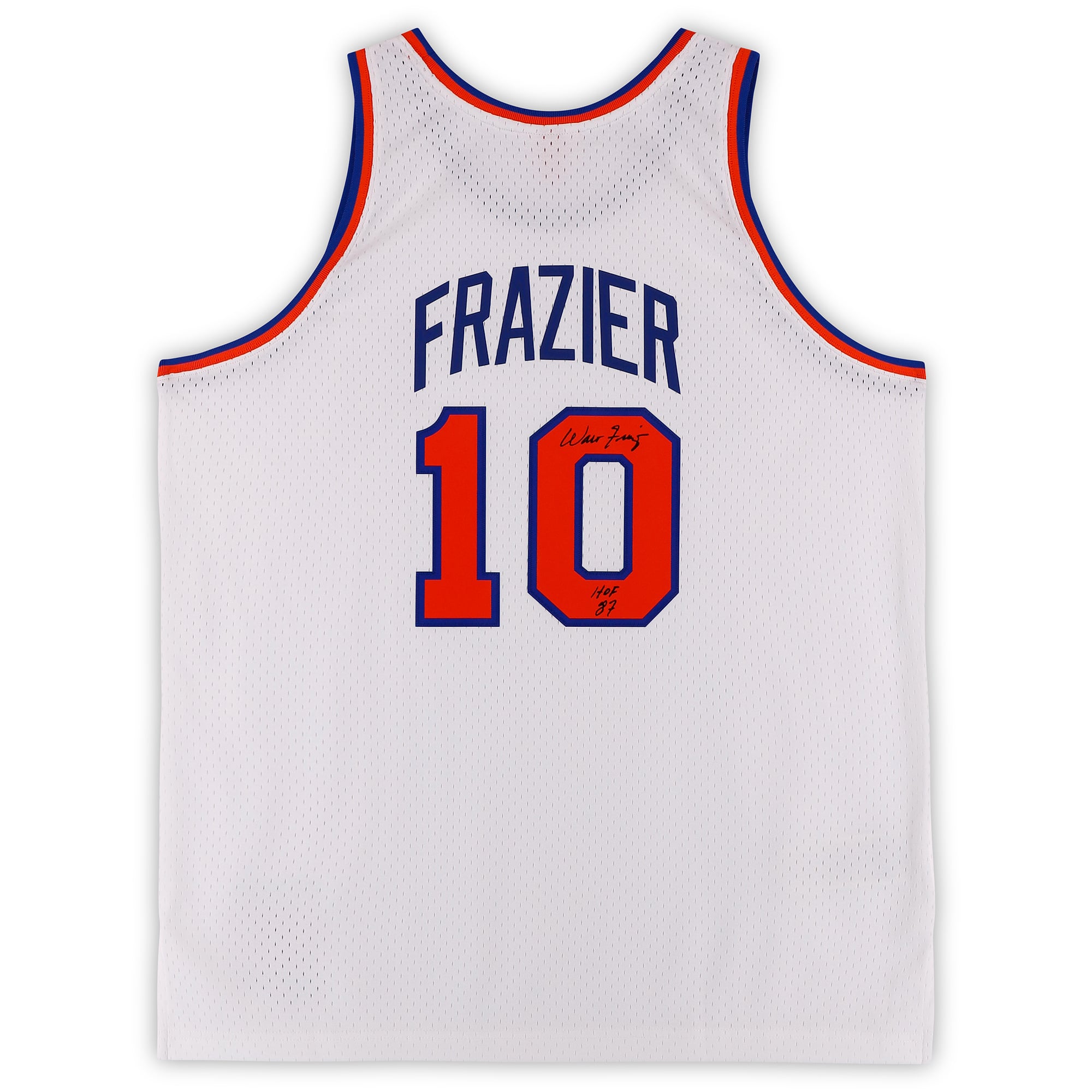 Maillot Swingman blanc Mitchell & Ness 1969 autographié par Walt Frazier, des New York Knicks, avec inscription « HOF 87 ».