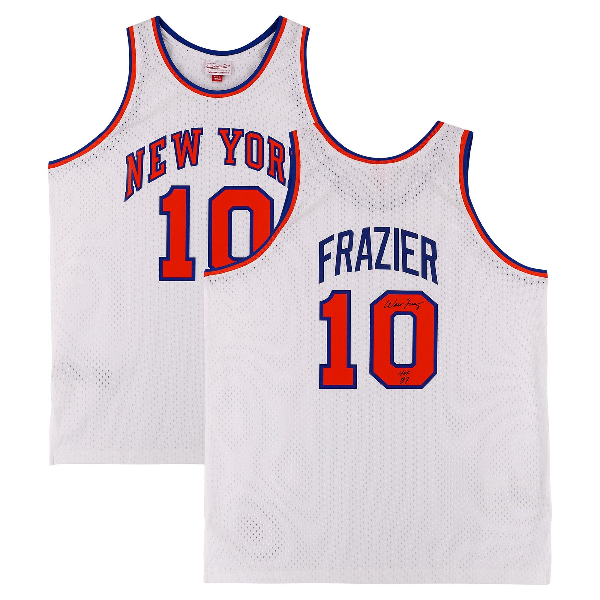 Maillot Swingman blanc Mitchell & Ness 1969 autographié par Walt Frazier, des New York Knicks, avec inscription « HOF 87 ».