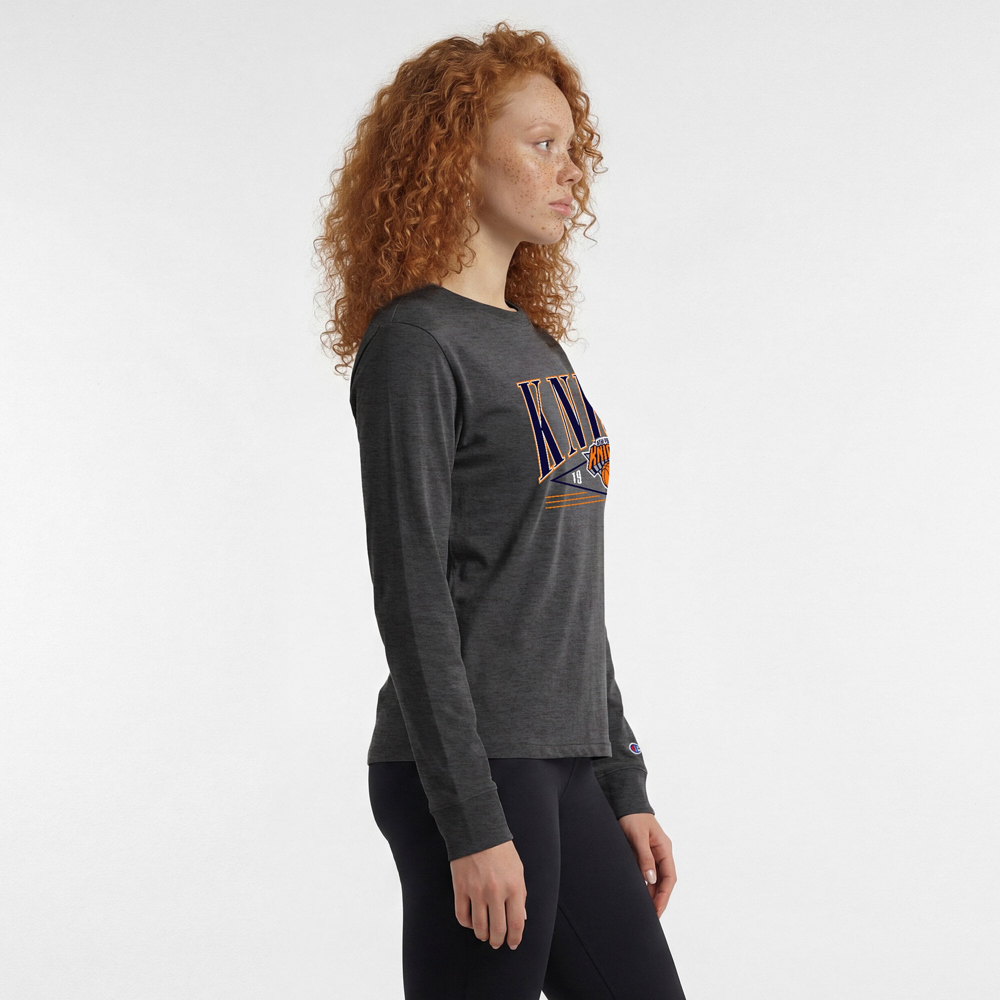 T-shirt à manches longues Champion pour femmes, couleur gris anthracite, New York Knicks.