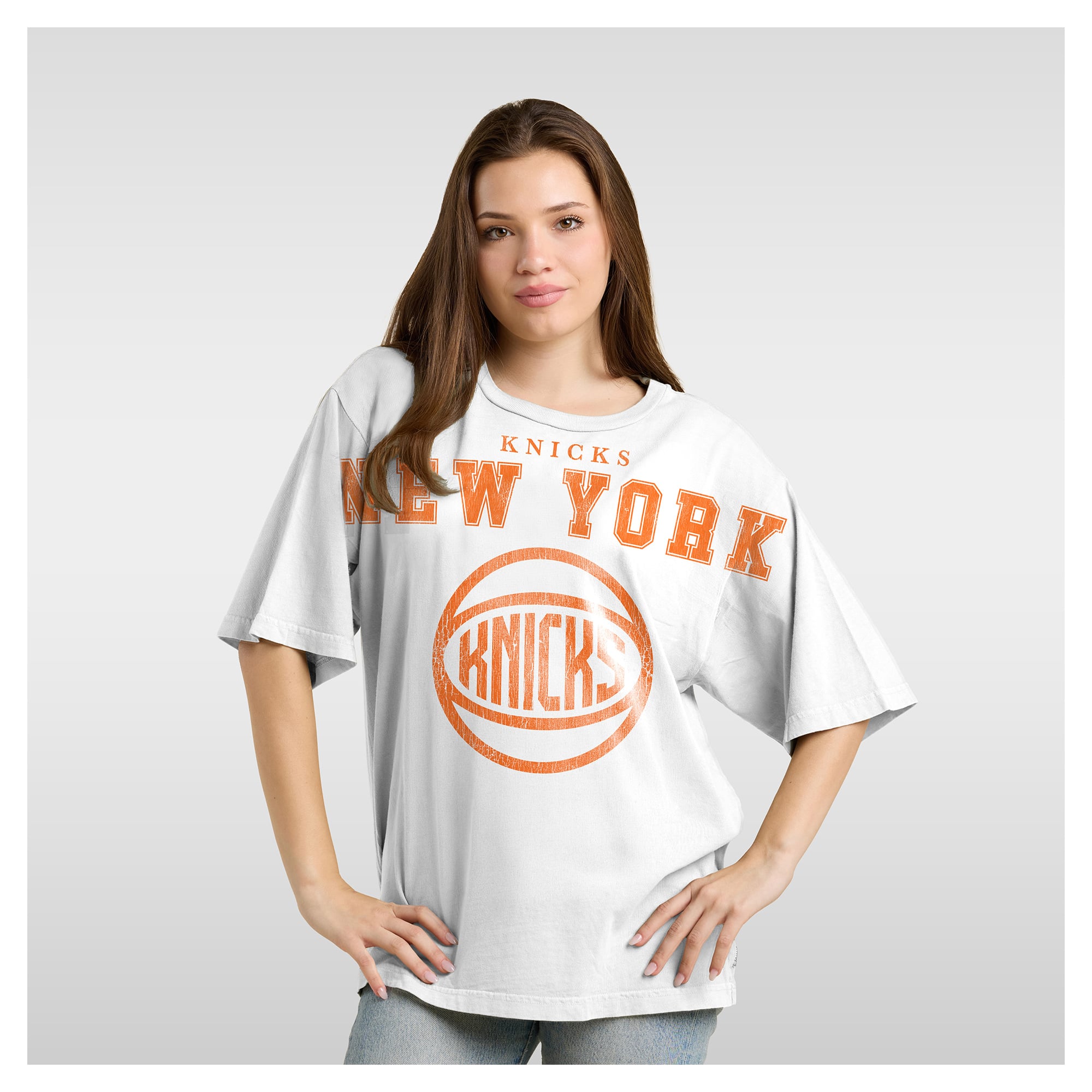 Women's Fanatics  White New York Knicks Spirit Relaxed Jersey T-Shirt