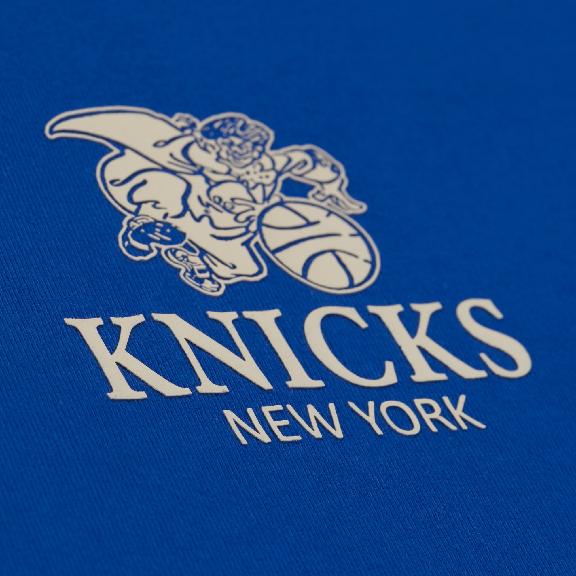 T-shirt Mitchell & Ness bleu New York Knicks Core Essential pour femme